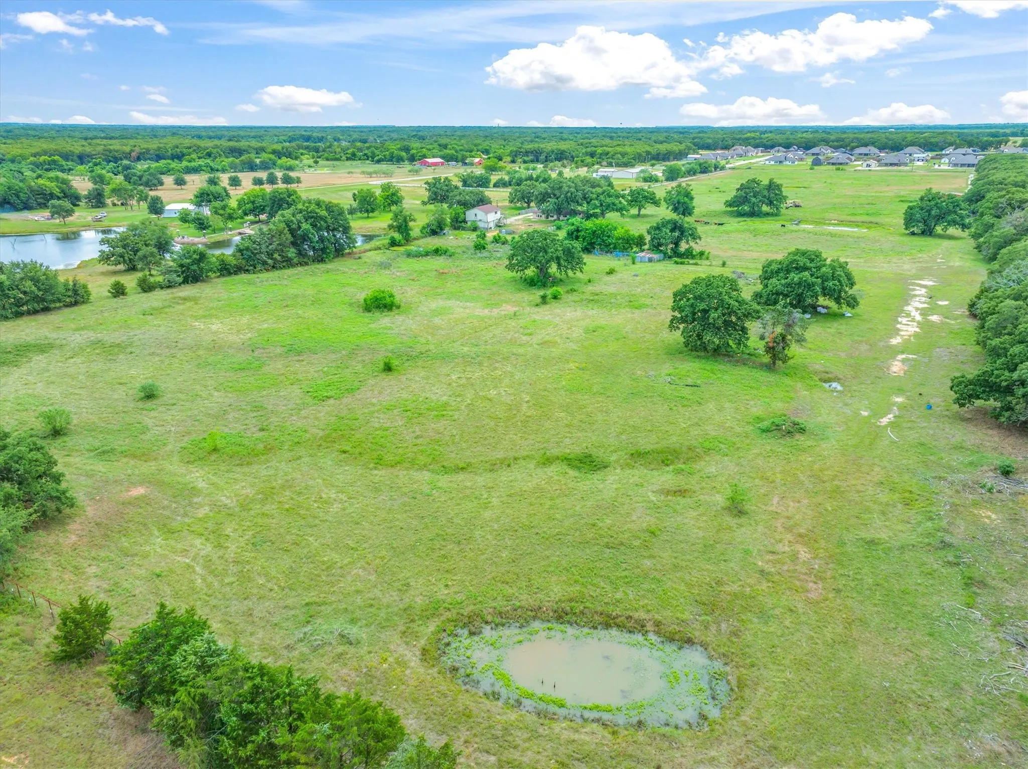 Ranch For Sale in Kaufman County , 1576 County Road 303, Terrell, Texas 75160, 0, 0, Garage spaces, 0 Sqft, built in 1980, Price $1,125,000, mls#21283890, Real Estate Agent in Terrell, Homes For Sale in Kaufman county, Homes For Sale in Terrell, Realtor in Terrell Texas, Real Estate Brokerage Independent Realty Texas, Luminita Cordes Realtor
