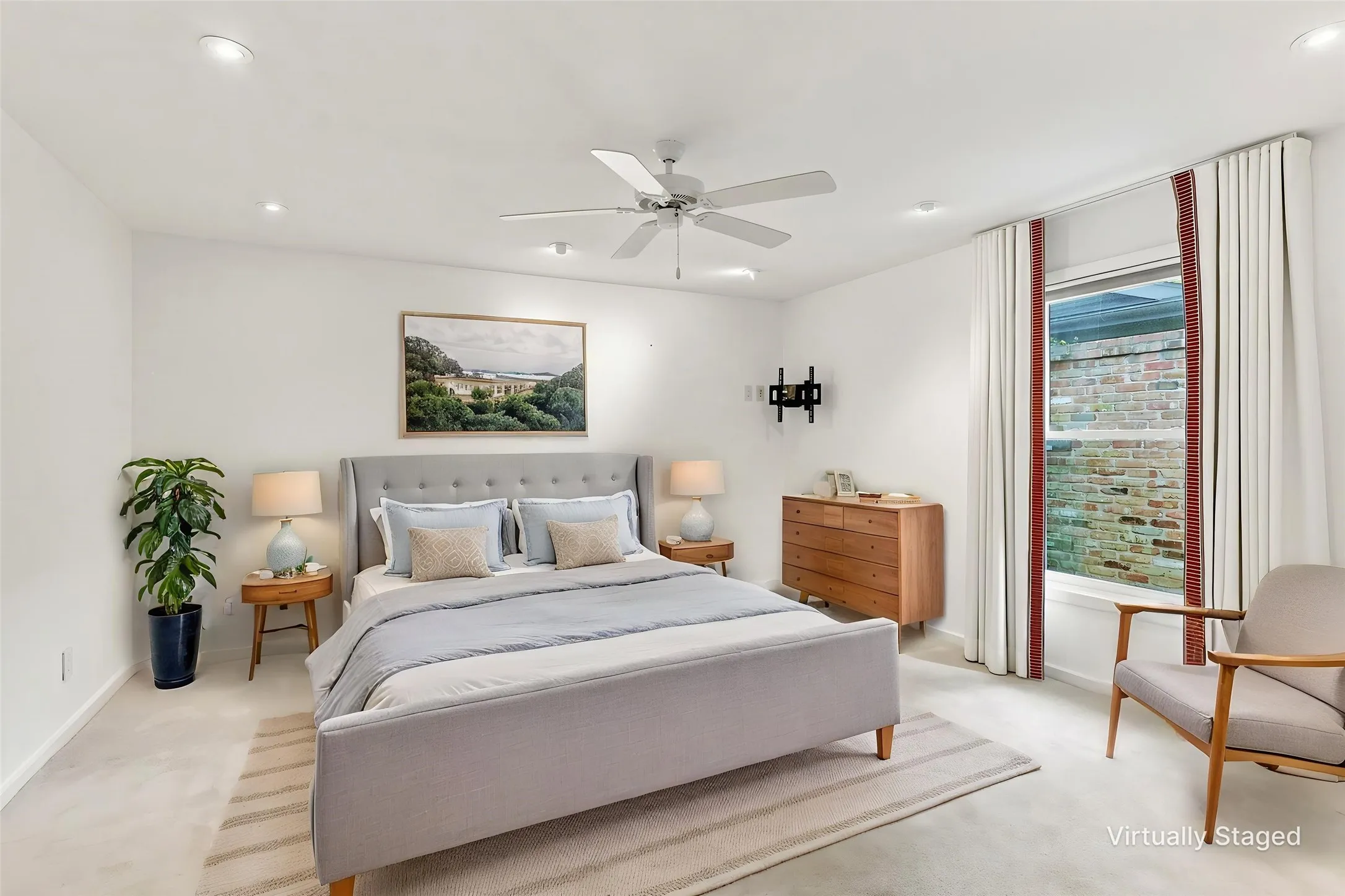 Single Family Residence For Sale in Dallas County , 4329 Taos Road, Dallas, Texas 75209, 4 Bedroom, 3 Bathroom, 2 Garage spaces, 2,869 Sqft, built in 1950, mls#21289771, Real Estate Agent in Dallas, Homes For Sale in Dallas county, Homes For Sale in Dallas, Realtor in Dallas Texas, Real Estate Brokerage Independent Realty Texas, Luminita Cordes Realtor