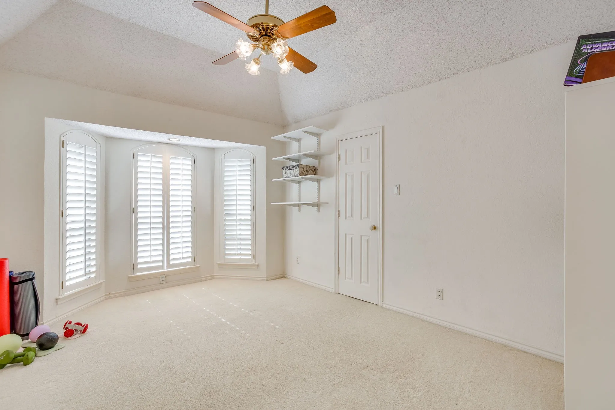 Downstairs Guest Bedroom with Full Bath in Hall. Private.