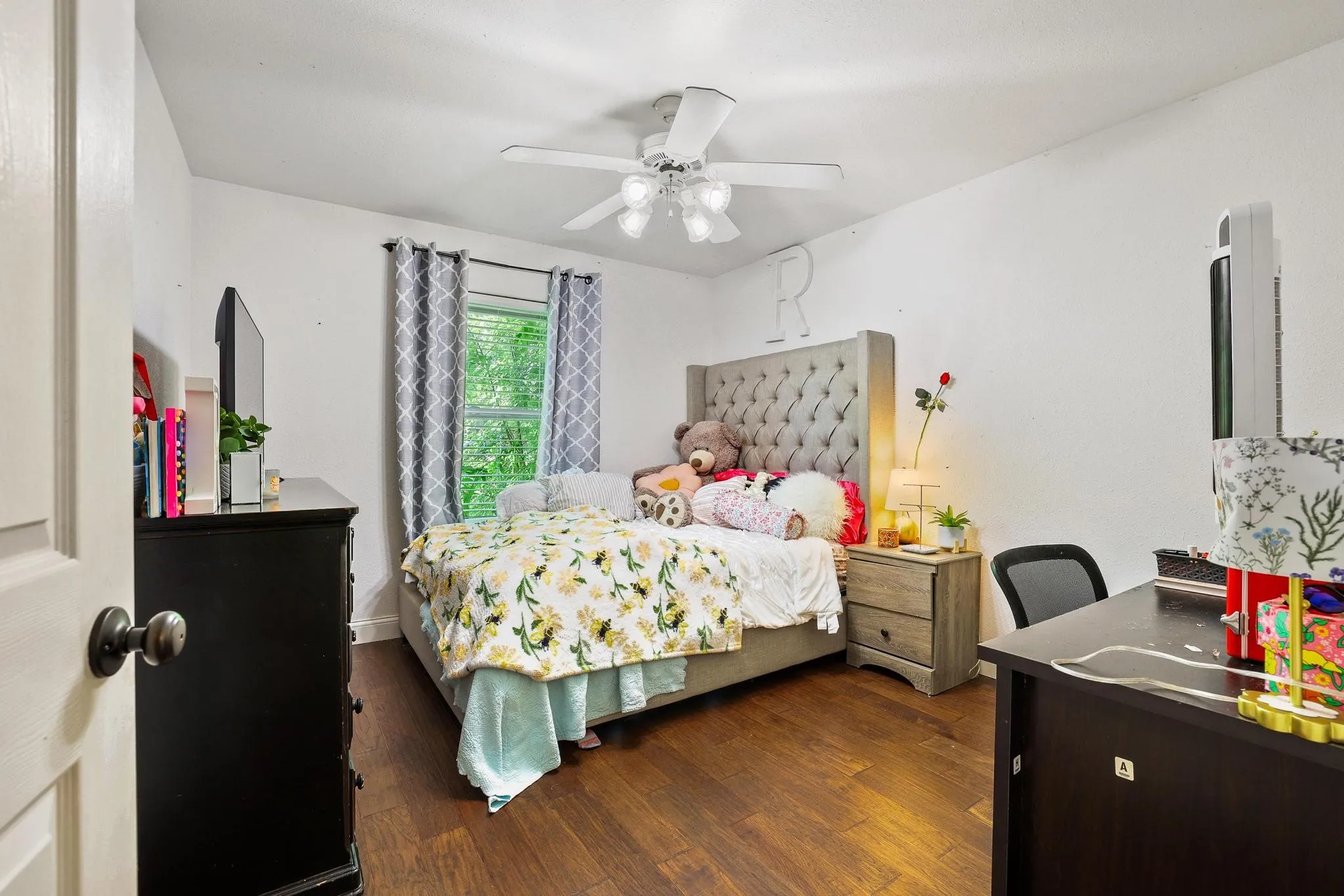 Single Family Residence For Sale in Grayson County , 315 Preston Glen, Gunter, Texas 75058, 3 Bedroom, 2 Bathroom, 3 Garage spaces, 1,428 Sqft, built in 1996, mls#21284848, Real Estate Agent in Gunter, Homes For Sale in Grayson county, Homes For Sale in Gunter, Realtor in Gunter Texas, Real Estate Brokerage Independent Realty Texas, Luminita Cordes Realtor