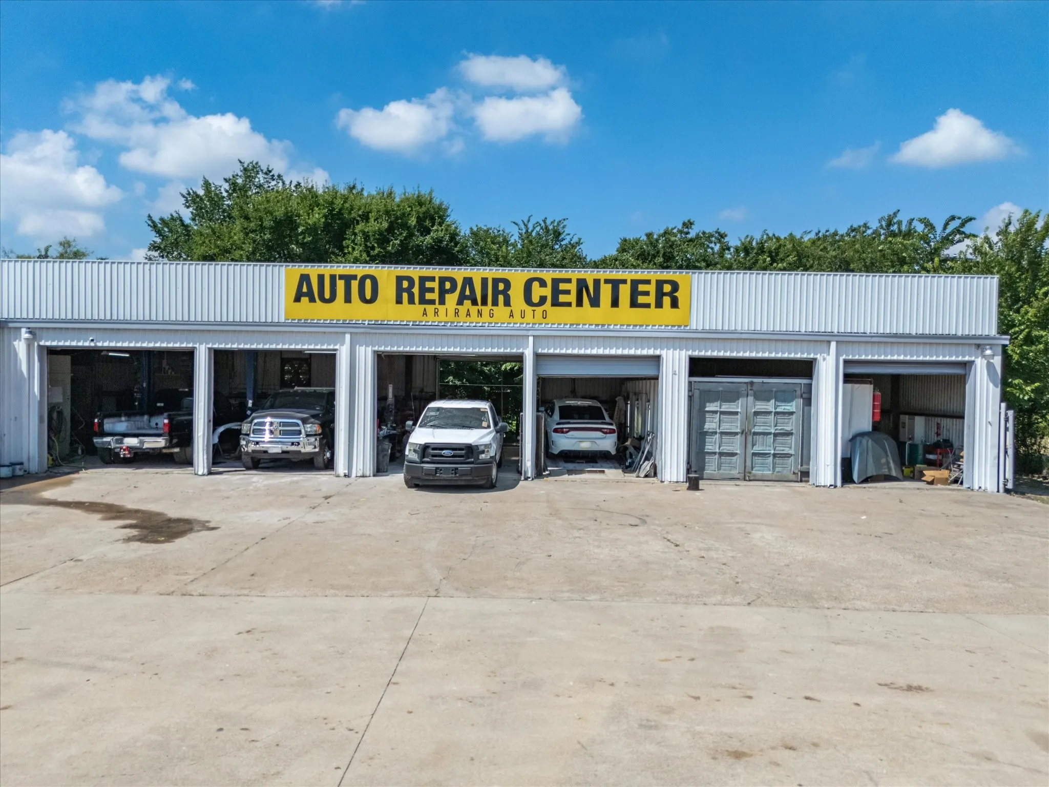 Industrial For Sale in Tarrant County , 416 E Kennedale Parkway, Kennedale, Texas 76060, 0, 0, Garage spaces, 0 Sqft, built in 1981, Price $1,050,000, mls#21290264, Real Estate Agent in Kennedale, Homes For Sale in Tarrant county, Homes For Sale in Kennedale, Realtor in Kennedale Texas, Real Estate Brokerage Independent Realty Texas, Luminita Cordes Realtor