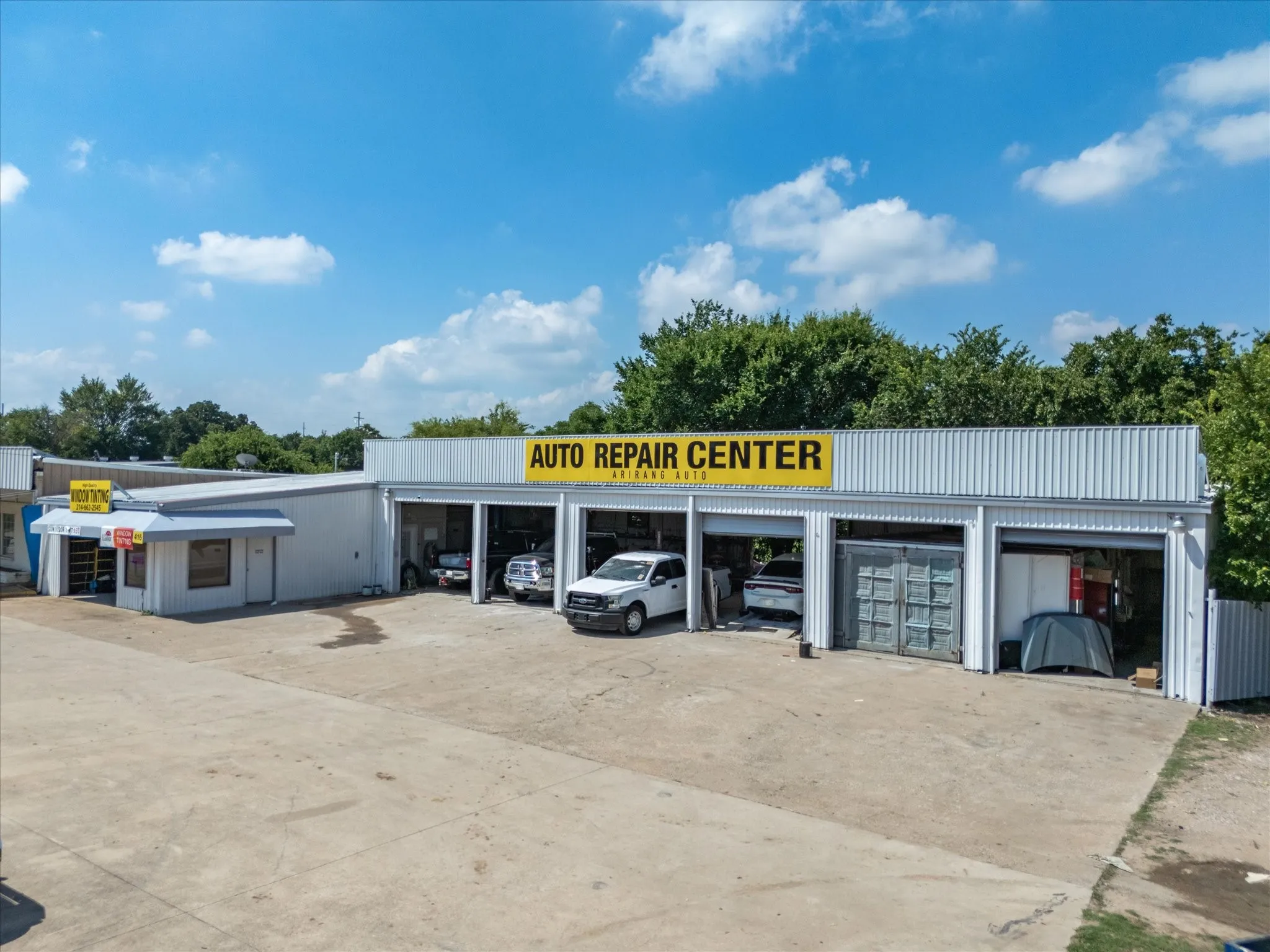Industrial For Sale in Tarrant County , 416 E Kennedale Parkway, Kennedale, Texas 76060, 0, 0, Garage spaces, 0 Sqft, built in 1981, Price $1,050,000, mls#21290264, Real Estate Agent in Kennedale, Homes For Sale in Tarrant county, Homes For Sale in Kennedale, Realtor in Kennedale Texas, Real Estate Brokerage Independent Realty Texas, Luminita Cordes Realtor