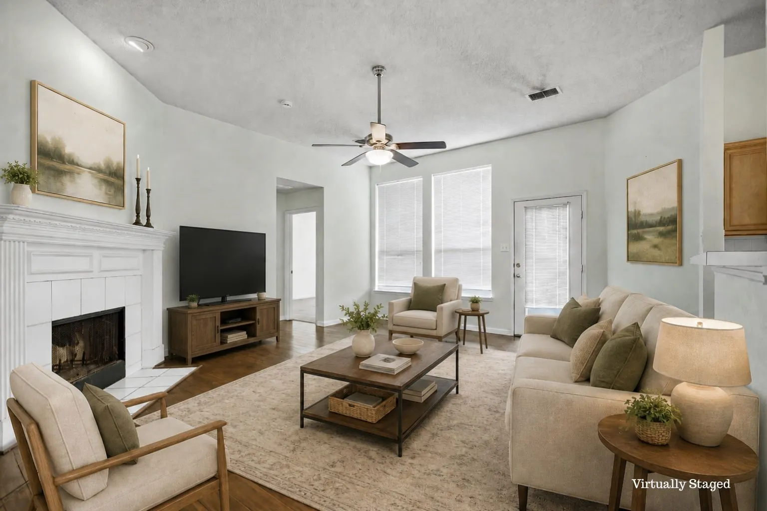 Single Family Residence For Sale in Dallas County , 2720 Preston Creek, Mesquite, Texas 75181, 3 Bedroom, 3 Bathroom, 2 Garage spaces, 2,045 Sqft, built in 1996, mls#21271050, Real Estate Agent in Mesquite, Homes For Sale in Dallas county, Homes For Sale in Mesquite, Realtor in Mesquite Texas, Real Estate Brokerage Independent Realty Texas, Luminita Cordes Realtor
