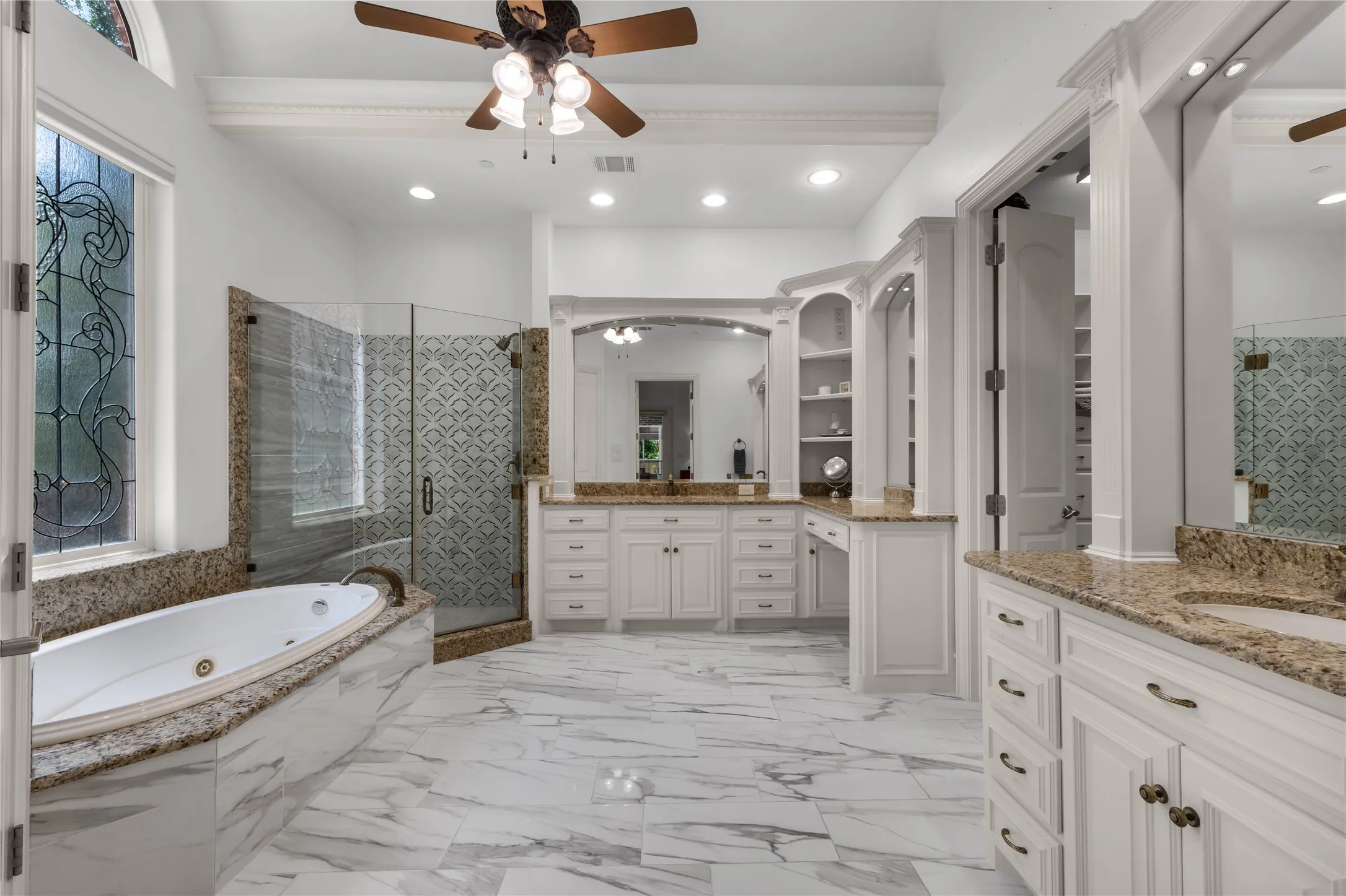 Single Family Residence For Sale in Tarrant County , 7205 Vanguard Court, Colleyville, Texas 76034, 5 Bedroom, 6 Bathroom, 3 Garage spaces, 6,502 Sqft, built in 2005, mls#21281613, Real Estate Agent in Colleyville, Homes For Sale in Tarrant county, Homes For Sale in Colleyville, Realtor in Colleyville Texas, Real Estate Brokerage Independent Realty Texas, Luminita Cordes Realtor