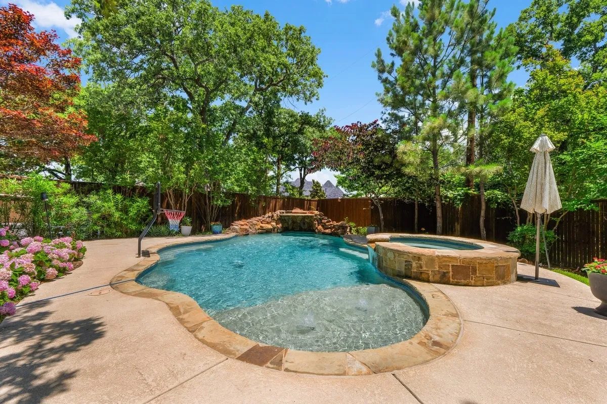 Single Family Residence For Sale in Tarrant County , 7205 Vanguard Court, Colleyville, Texas 76034, 5 Bedroom, 6 Bathroom, 3 Garage spaces, 6,502 Sqft, built in 2005, mls#21281613, Real Estate Agent in Colleyville, Homes For Sale in Tarrant county, Homes For Sale in Colleyville, Realtor in Colleyville Texas, Real Estate Brokerage Independent Realty Texas, Luminita Cordes Realtor