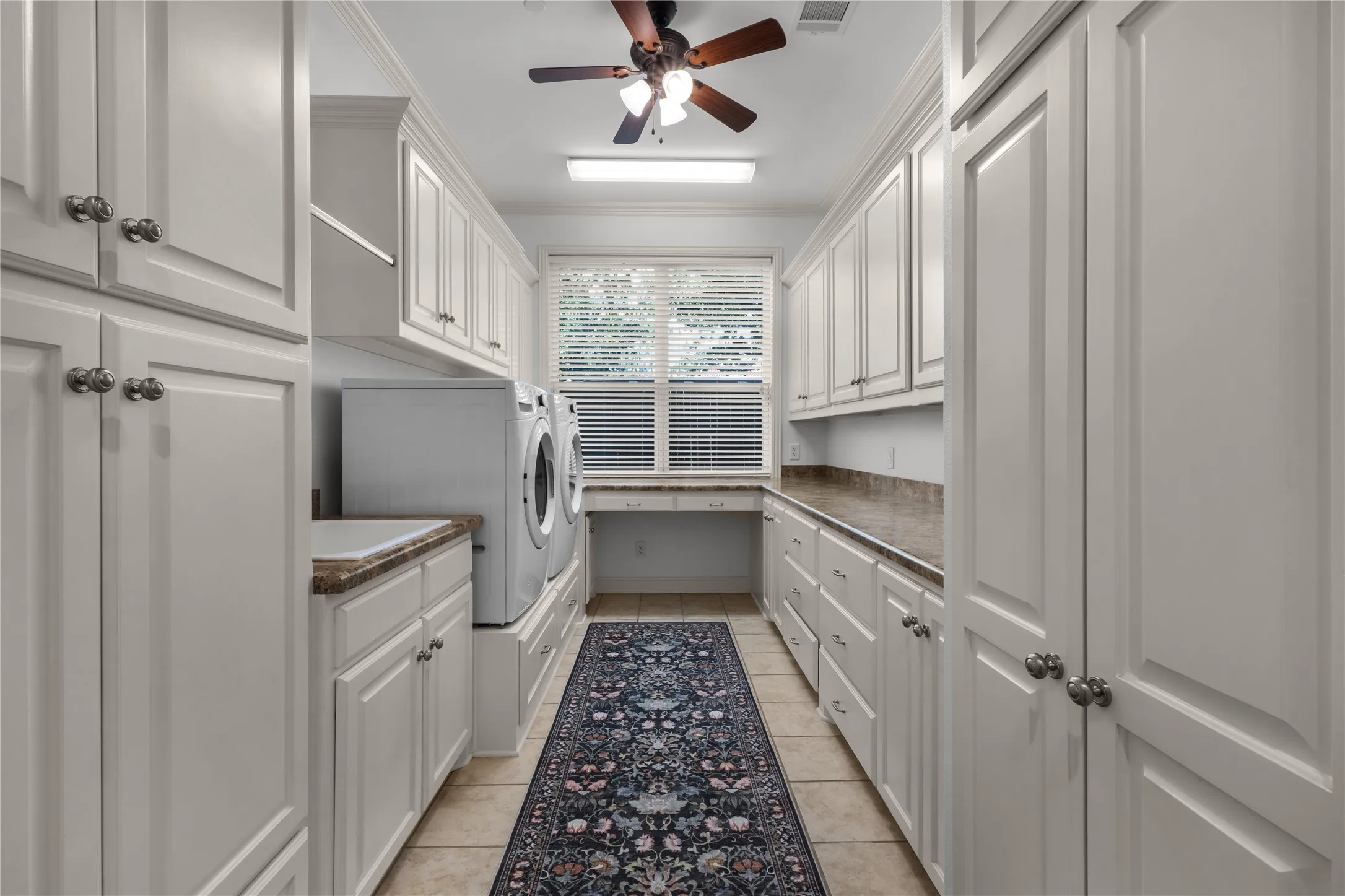 Single Family Residence For Sale in Tarrant County , 7205 Vanguard Court, Colleyville, Texas 76034, 5 Bedroom, 6 Bathroom, 3 Garage spaces, 6,502 Sqft, built in 2005, mls#21281613, Real Estate Agent in Colleyville, Homes For Sale in Tarrant county, Homes For Sale in Colleyville, Realtor in Colleyville Texas, Real Estate Brokerage Independent Realty Texas, Luminita Cordes Realtor