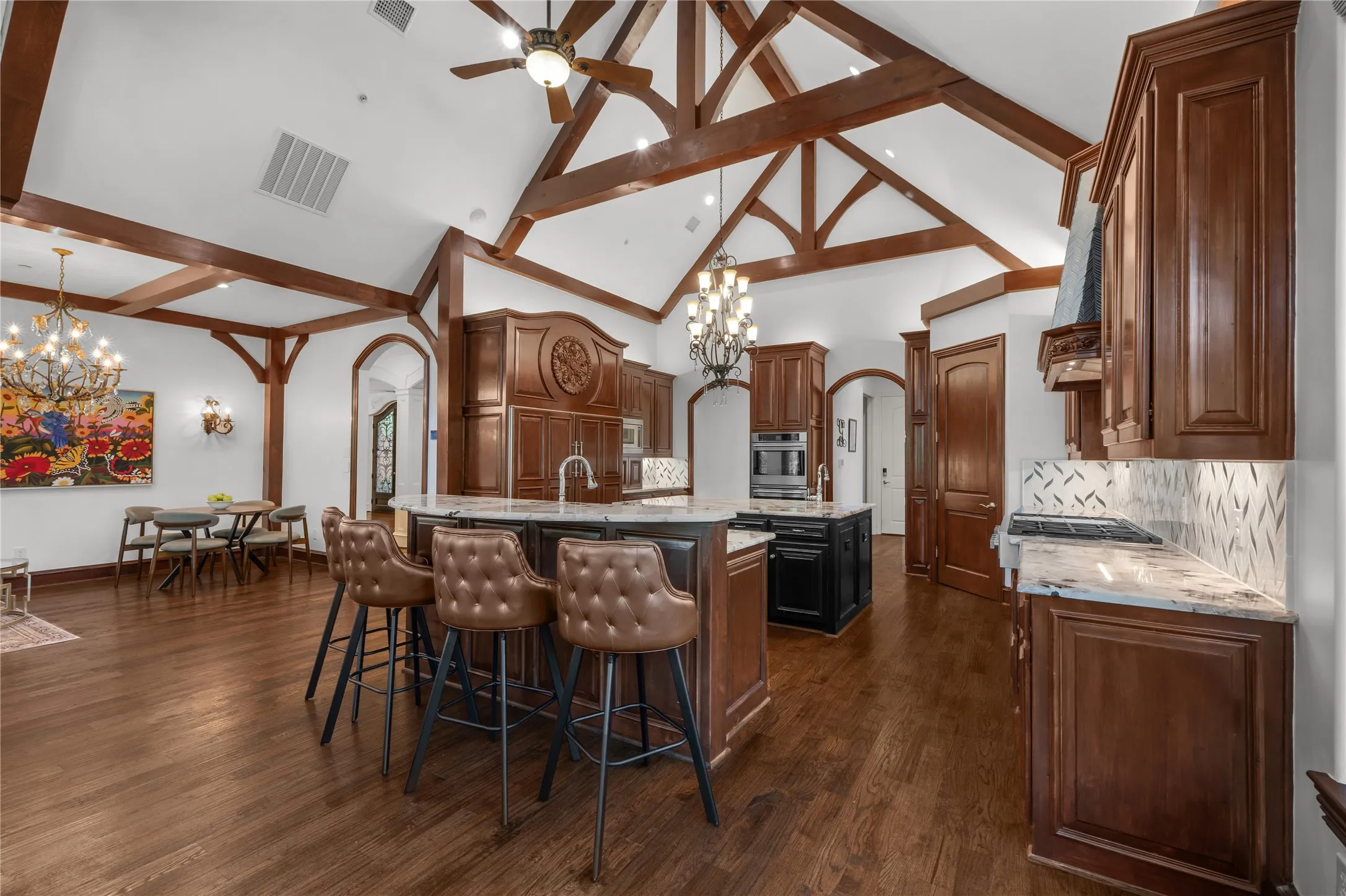 Single Family Residence For Sale in Tarrant County , 7205 Vanguard Court, Colleyville, Texas 76034, 5 Bedroom, 6 Bathroom, 3 Garage spaces, 6,502 Sqft, built in 2005, mls#21281613, Real Estate Agent in Colleyville, Homes For Sale in Tarrant county, Homes For Sale in Colleyville, Realtor in Colleyville Texas, Real Estate Brokerage Independent Realty Texas, Luminita Cordes Realtor