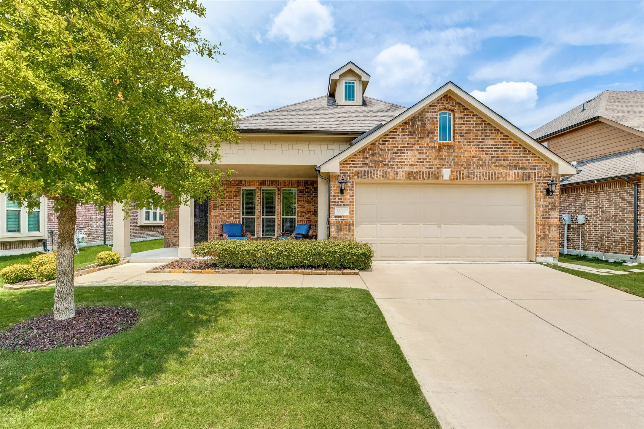 Single Family Residence For Sale in Collin County , 902 Lyndhurst Drive, Anna, Texas 75409, 3 Bedroom, 2 Bathroom, 2 Garage spaces, 1,840 Sqft, built in 2020, mls#21287990, Real Estate Agent in Anna, Homes For Sale in Collin county, Homes For Sale in Anna, Realtor in Anna Texas, Real Estate Brokerage Independent Realty Texas, Luminita Cordes Realtor