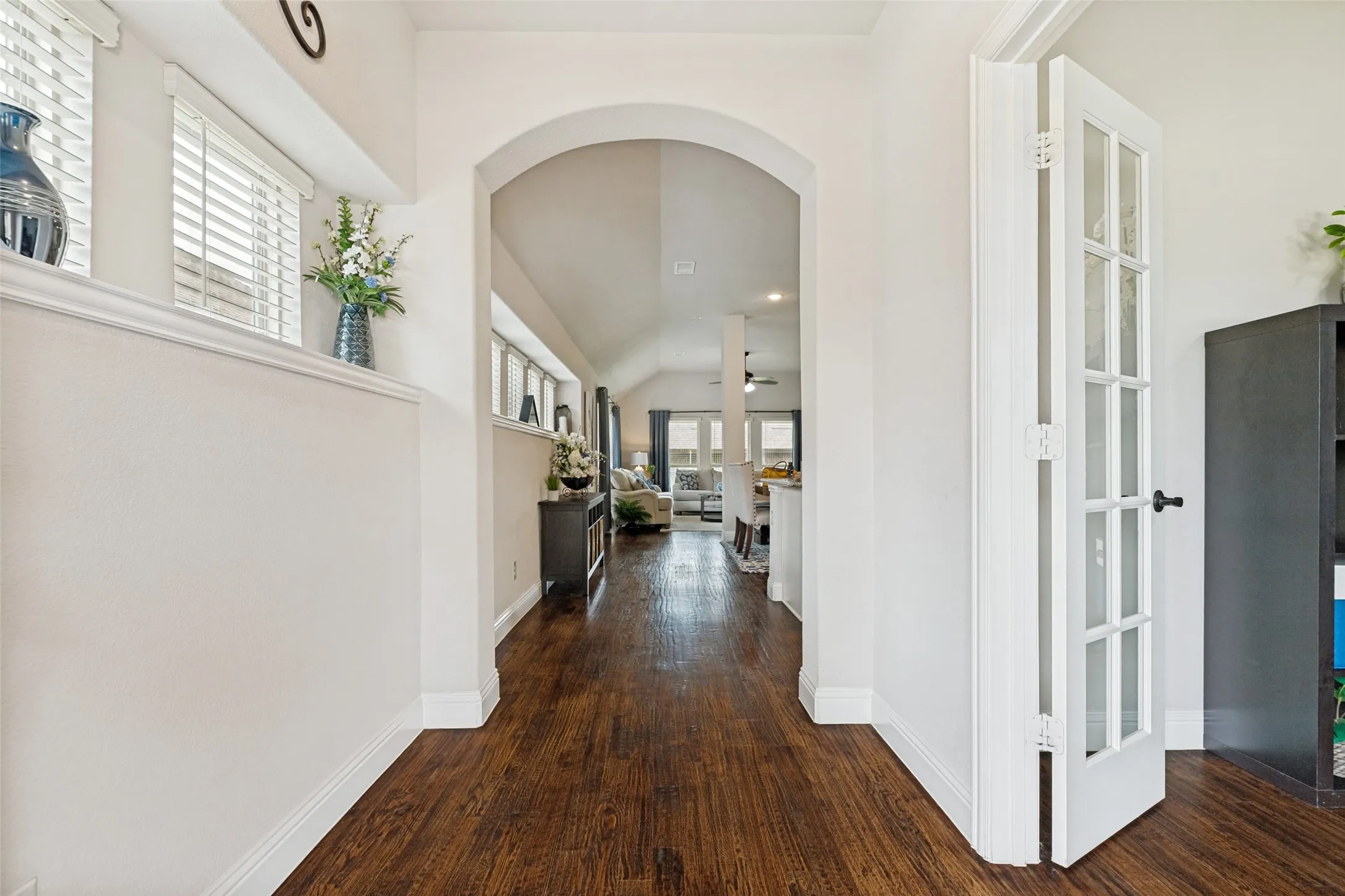 Single Family Residence For Sale in Collin County , 902 Lyndhurst Drive, Anna, Texas 75409, 3 Bedroom, 2 Bathroom, 2 Garage spaces, 1,840 Sqft, built in 2020, mls#21287990, Real Estate Agent in Anna, Homes For Sale in Collin county, Homes For Sale in Anna, Realtor in Anna Texas, Real Estate Brokerage Independent Realty Texas, Luminita Cordes Realtor
