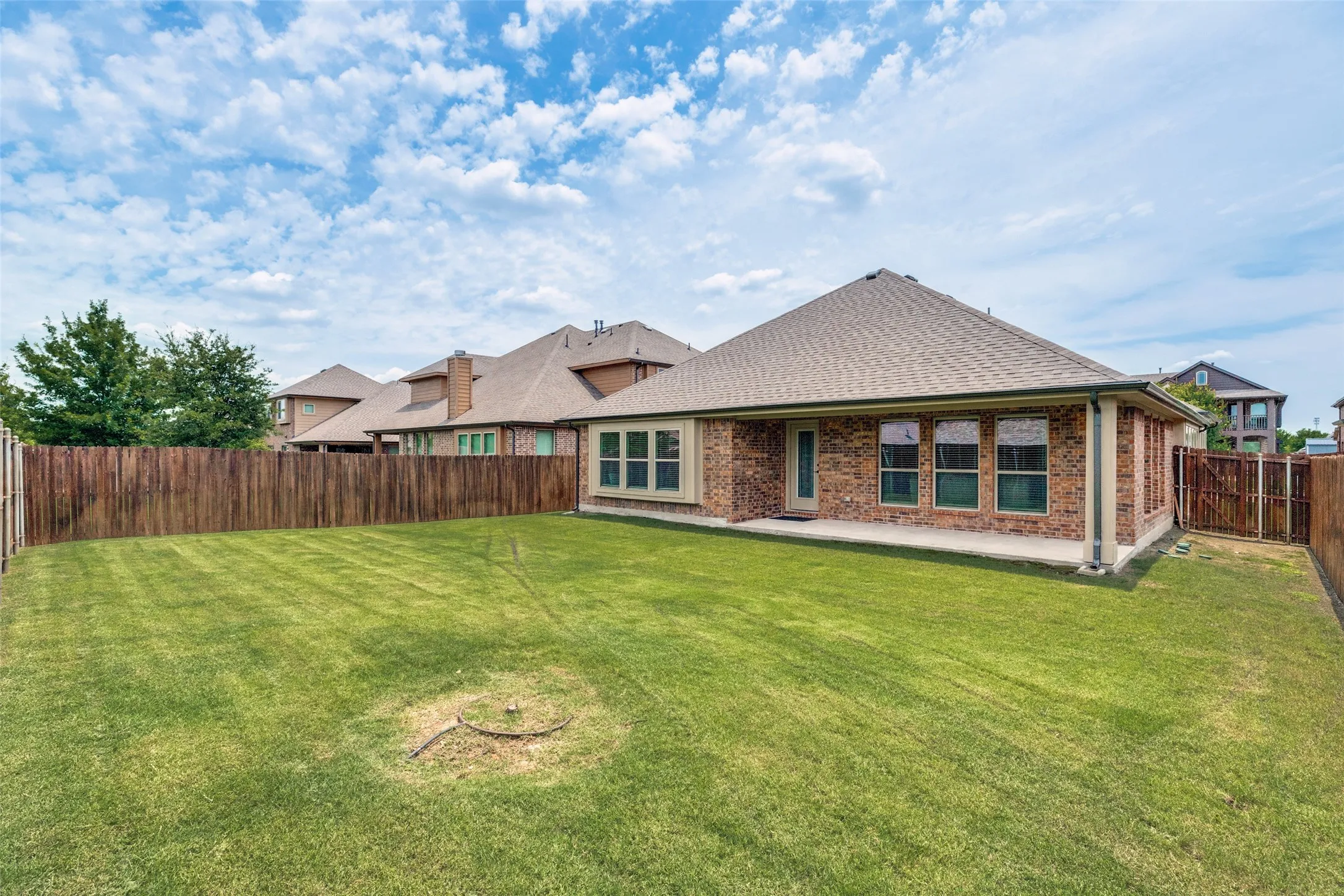 Single Family Residence For Sale in Collin County , 902 Lyndhurst Drive, Anna, Texas 75409, 3 Bedroom, 2 Bathroom, 2 Garage spaces, 1,840 Sqft, built in 2020, mls#21287990, Real Estate Agent in Anna, Homes For Sale in Collin county, Homes For Sale in Anna, Realtor in Anna Texas, Real Estate Brokerage Independent Realty Texas, Luminita Cordes Realtor