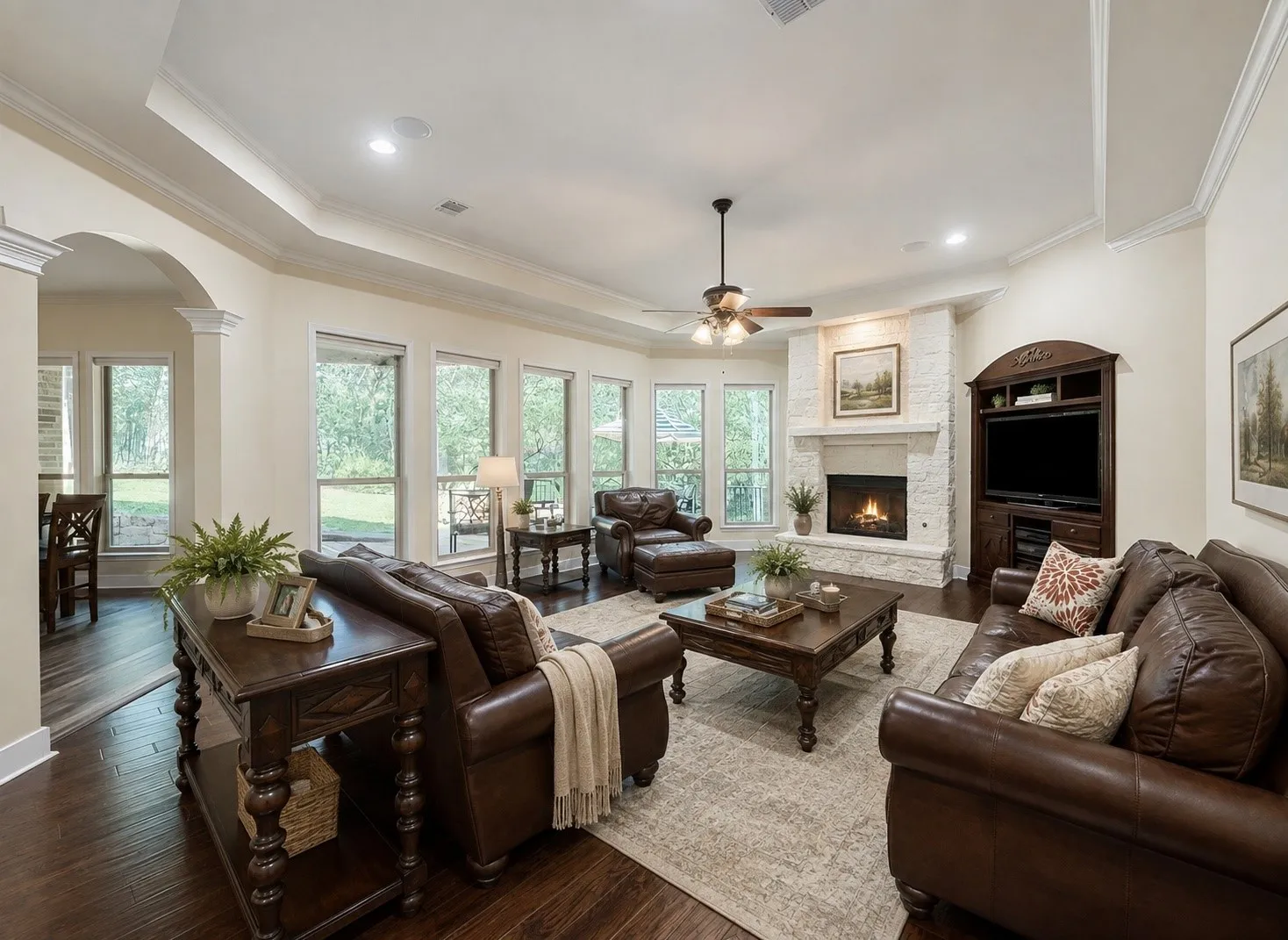 Single Family Residence For Sale in Denton County , 3508 Buckingham Drive, Corinth, Texas 76210, 4 Bedroom, 4 Bathroom, 3 Garage spaces, 3,792 Sqft, built in 1998, mls#21286987, Real Estate Agent in Corinth, Homes For Sale in Denton county, Homes For Sale in Corinth, Realtor in Corinth Texas, Real Estate Brokerage Independent Realty Texas, Luminita Cordes Realtor