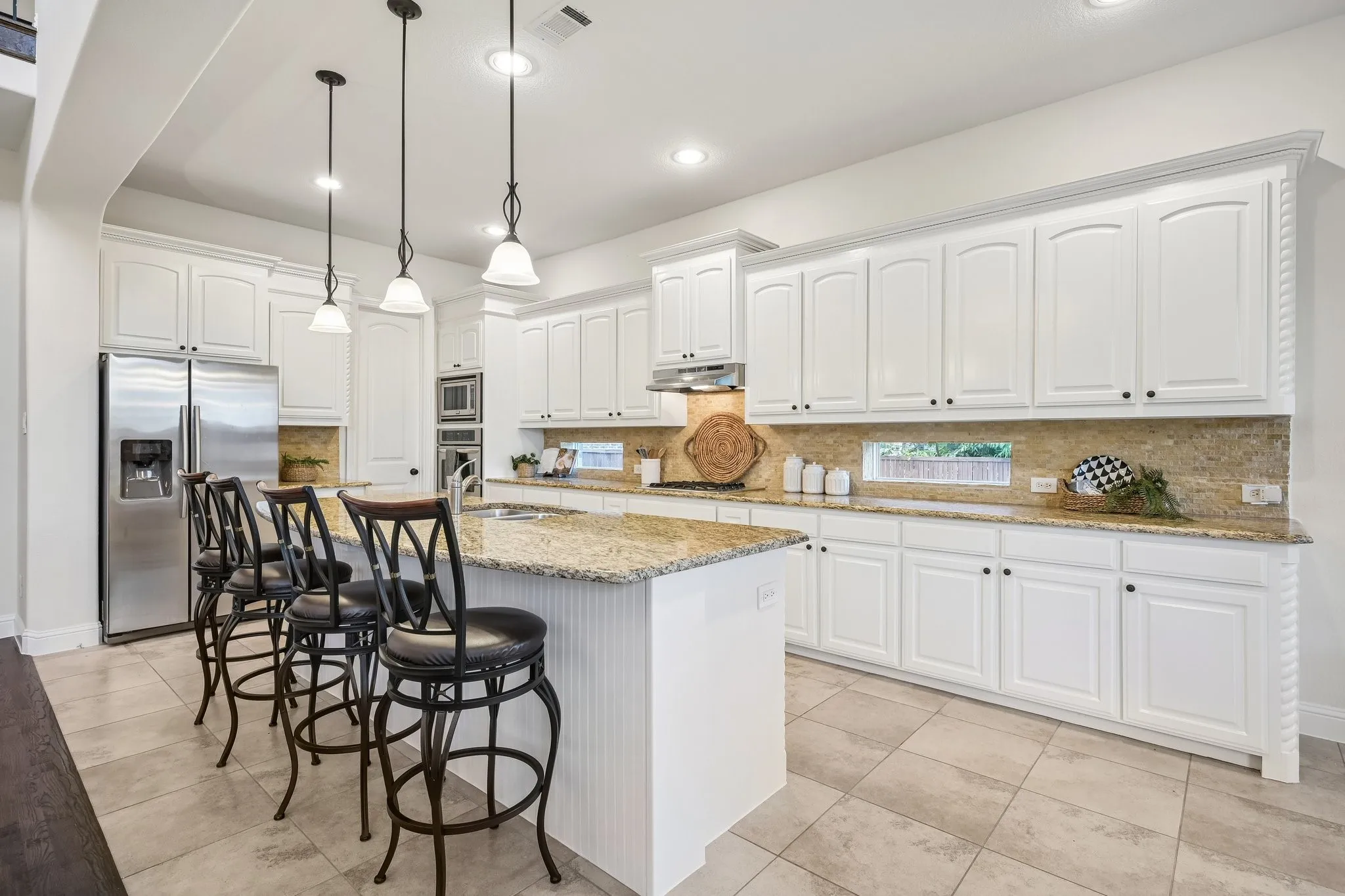 Single Family Residence For Sale in Collin County , 6808 Saint Phils Street, Frisco, Texas 75035, 4 Bedrooms, 4 Bathrooms, 3 Garage spaces, 3,895 Sqft, built in 2012, Price $899,999, mls#21288915, Real Estate Agent in Frisco, Homes For Sale in Collin county, Homes For Sale in Frisco, Realtor in Frisco Texas, Real Estate Brokerage Independent Realty Texas, Luminita Cordes Realtor