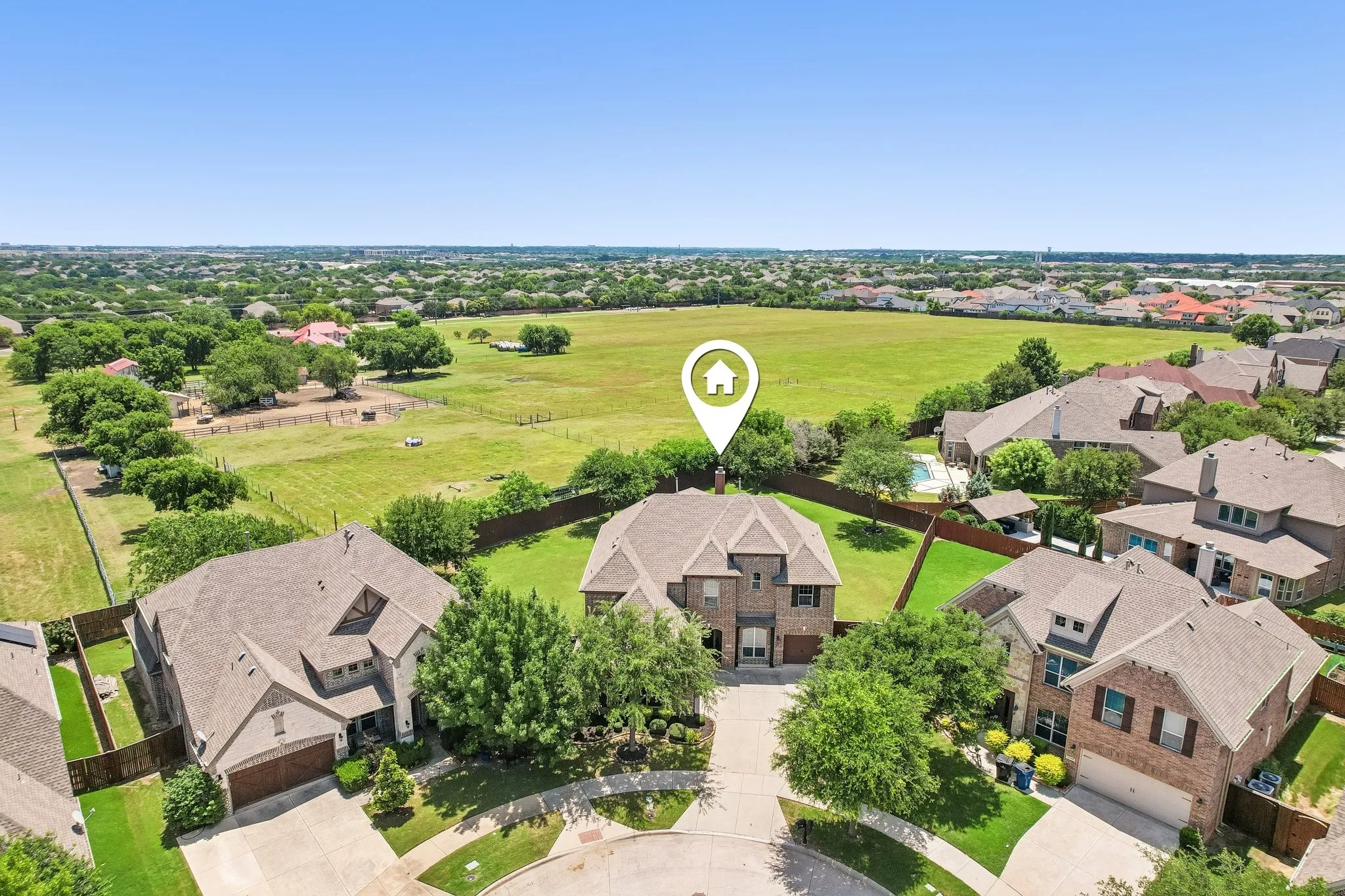 Single Family Residence For Sale in Collin County , 6808 Saint Phils Street, Frisco, Texas 75035, 4 Bedrooms, 4 Bathrooms, 3 Garage spaces, 3,895 Sqft, built in 2012, Price $899,999, mls#21288915, Real Estate Agent in Frisco, Homes For Sale in Collin county, Homes For Sale in Frisco, Realtor in Frisco Texas, Real Estate Brokerage Independent Realty Texas, Luminita Cordes Realtor