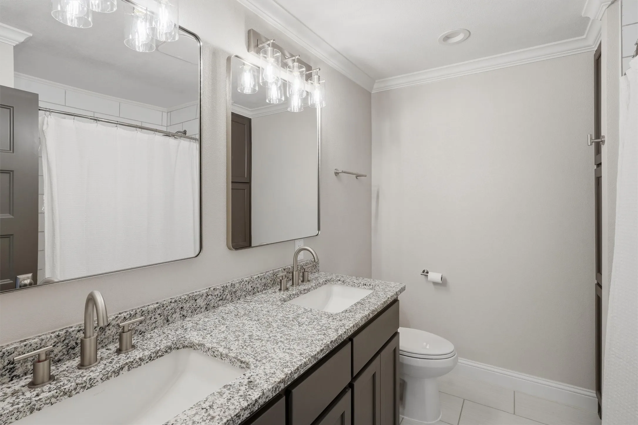 Single Family Residence For Sale in Hood County , 9121 Bontura Road, Granbury, Texas 76049, 4 Bedroom, 4 Bathroom, 3 Garage spaces, 3,000 Sqft, built in 1990, mls#21287442, Real Estate Agent in Granbury, Homes For Sale in Hood county, Homes For Sale in Granbury, Realtor in Granbury Texas, Real Estate Brokerage Independent Realty Texas, Luminita Cordes Realtor