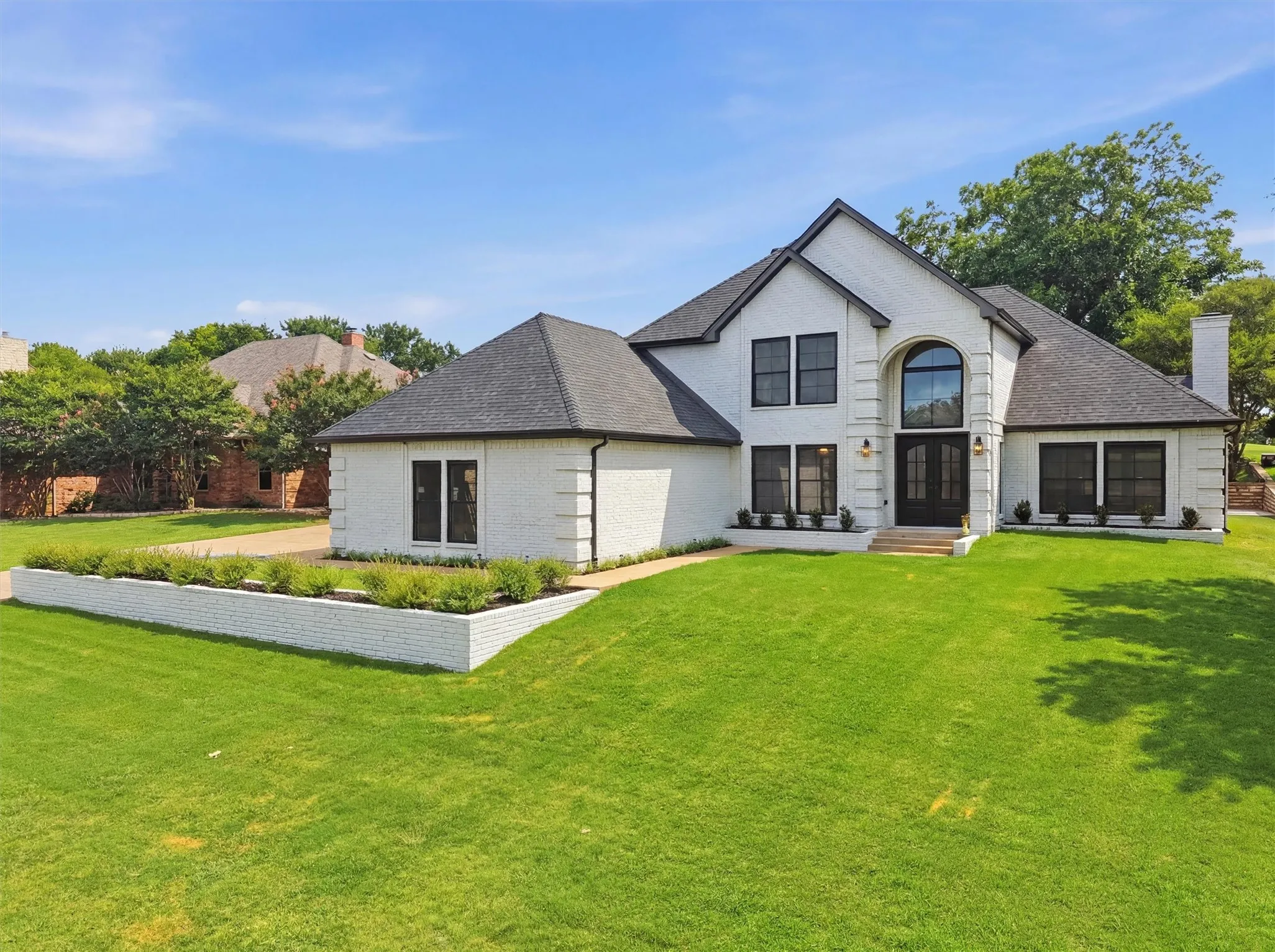 Single Family Residence For Sale in Hood County , 9121 Bontura Road, Granbury, Texas 76049, 4 Bedroom, 4 Bathroom, 3 Garage spaces, 3,000 Sqft, built in 1990, mls#21287442, Real Estate Agent in Granbury, Homes For Sale in Hood county, Homes For Sale in Granbury, Realtor in Granbury Texas, Real Estate Brokerage Independent Realty Texas, Luminita Cordes Realtor