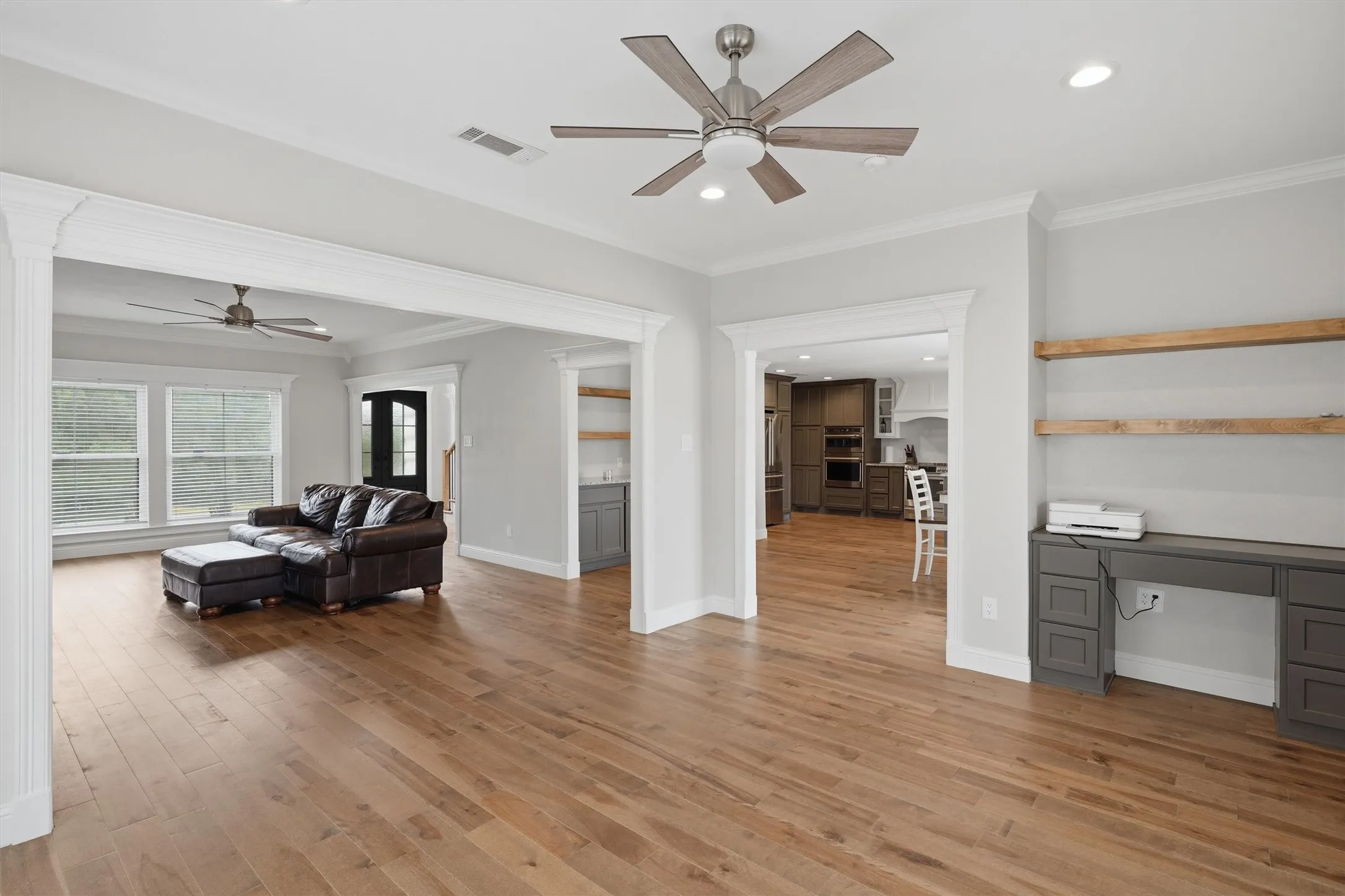 Single Family Residence For Sale in Hood County , 9121 Bontura Road, Granbury, Texas 76049, 4 Bedroom, 4 Bathroom, 3 Garage spaces, 3,000 Sqft, built in 1990, mls#21287442, Real Estate Agent in Granbury, Homes For Sale in Hood county, Homes For Sale in Granbury, Realtor in Granbury Texas, Real Estate Brokerage Independent Realty Texas, Luminita Cordes Realtor