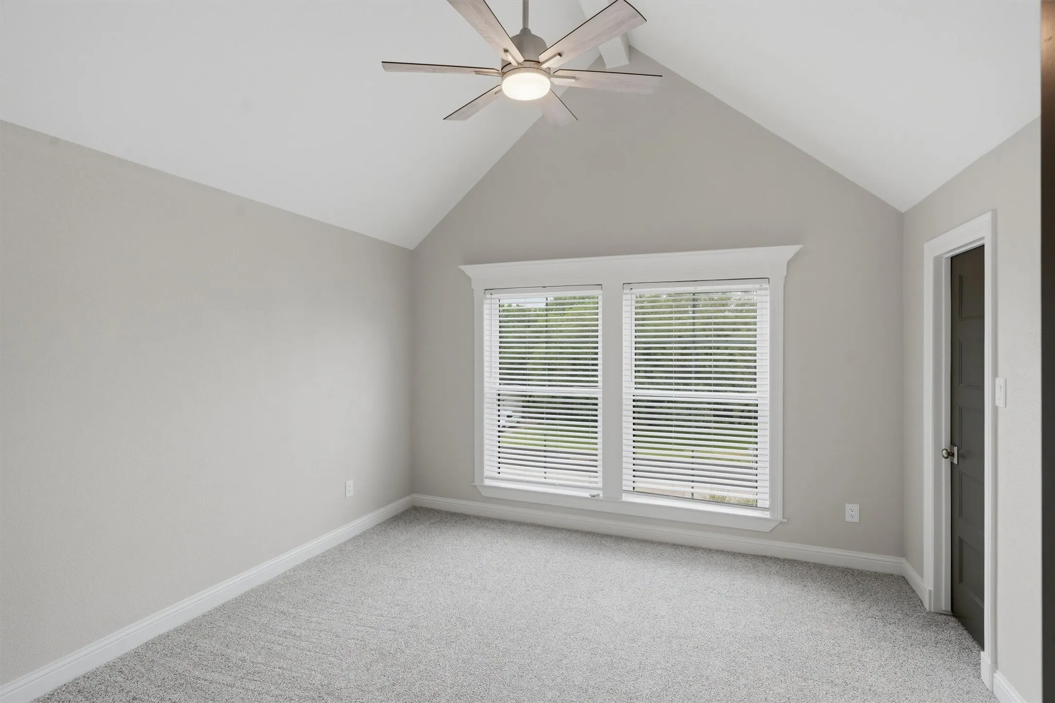 Single Family Residence For Sale in Hood County , 9121 Bontura Road, Granbury, Texas 76049, 4 Bedroom, 4 Bathroom, 3 Garage spaces, 3,000 Sqft, built in 1990, mls#21287442, Real Estate Agent in Granbury, Homes For Sale in Hood county, Homes For Sale in Granbury, Realtor in Granbury Texas, Real Estate Brokerage Independent Realty Texas, Luminita Cordes Realtor