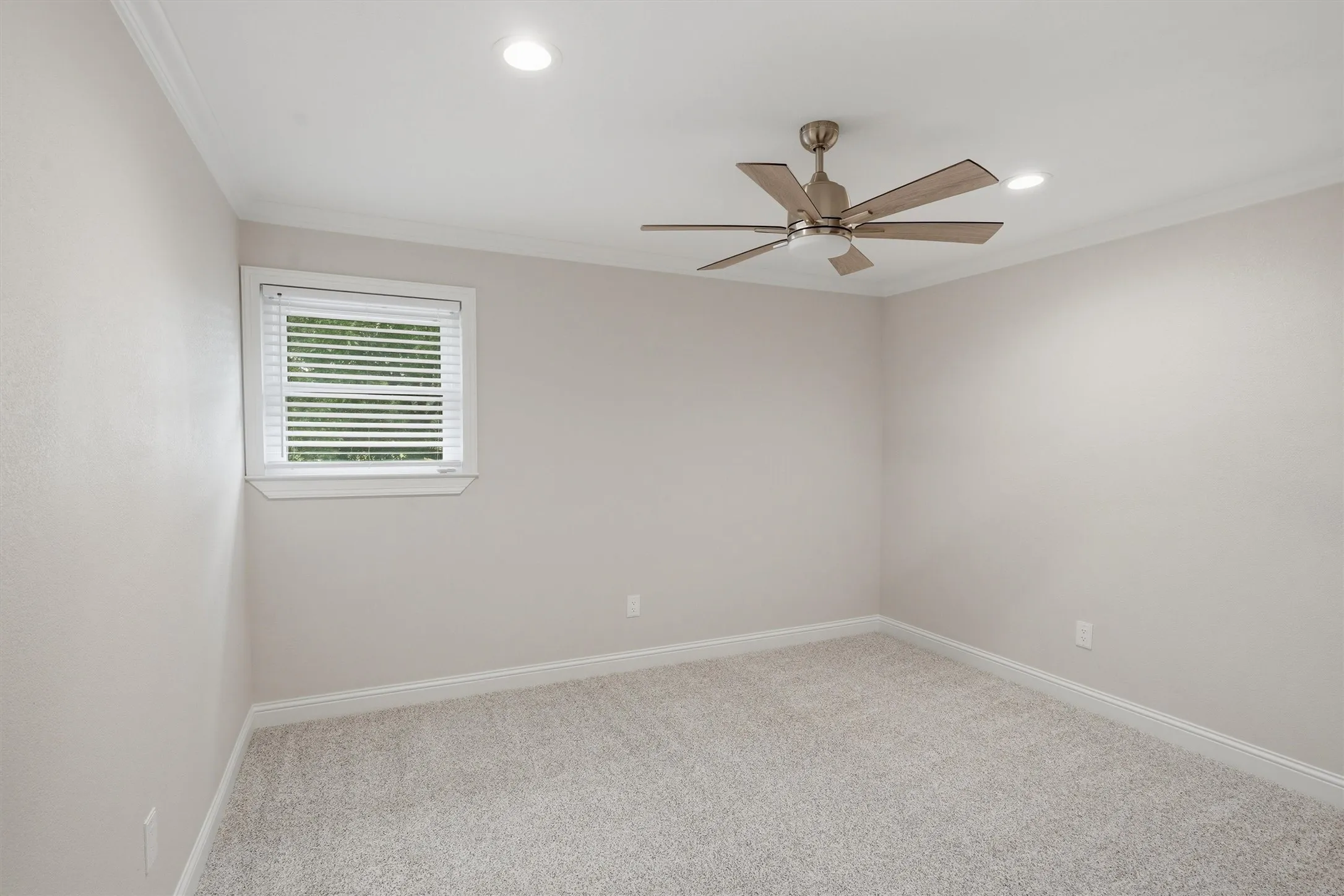 Single Family Residence For Sale in Hood County , 9121 Bontura Road, Granbury, Texas 76049, 4 Bedroom, 4 Bathroom, 3 Garage spaces, 3,000 Sqft, built in 1990, mls#21287442, Real Estate Agent in Granbury, Homes For Sale in Hood county, Homes For Sale in Granbury, Realtor in Granbury Texas, Real Estate Brokerage Independent Realty Texas, Luminita Cordes Realtor