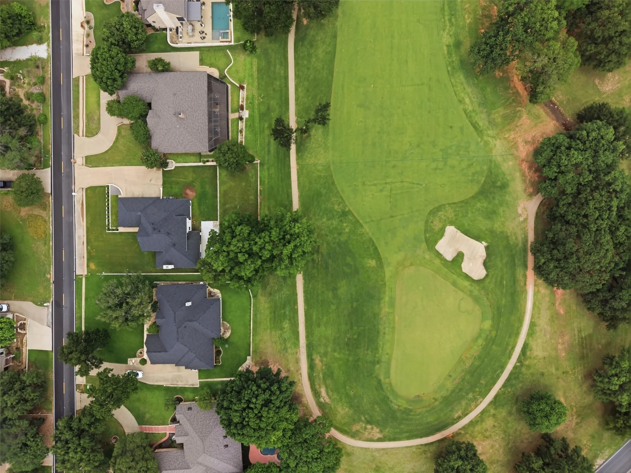 Single Family Residence For Sale in Hood County , 9121 Bontura Road, Granbury, Texas 76049, 4 Bedroom, 4 Bathroom, 3 Garage spaces, 3,000 Sqft, built in 1990, mls#21287442, Real Estate Agent in Granbury, Homes For Sale in Hood county, Homes For Sale in Granbury, Realtor in Granbury Texas, Real Estate Brokerage Independent Realty Texas, Luminita Cordes Realtor