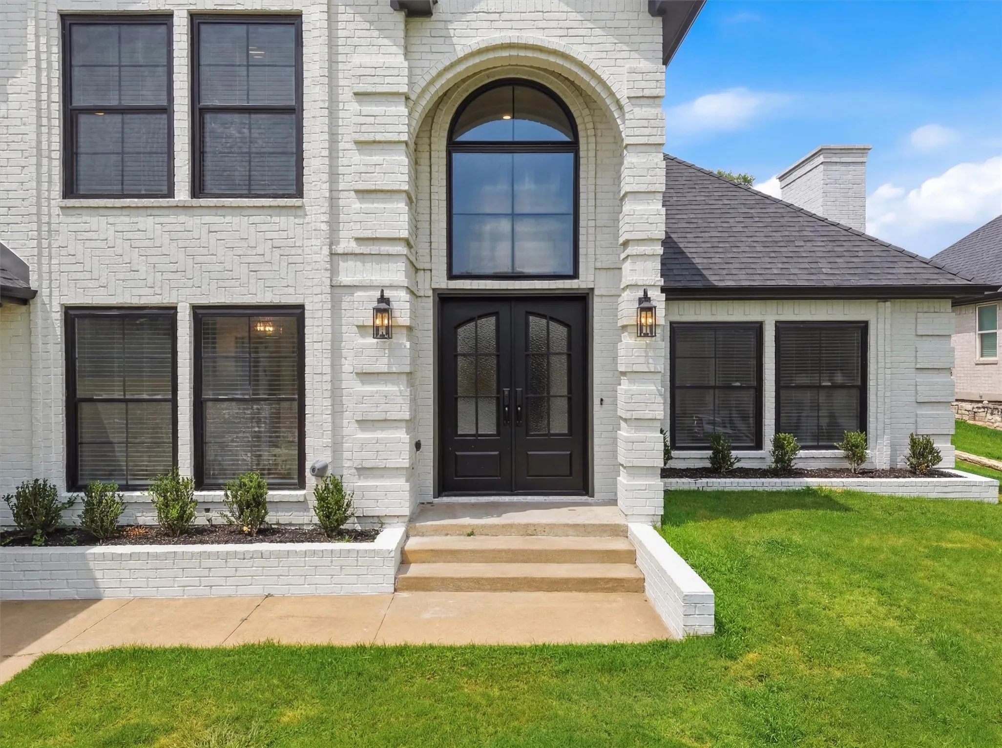 Single Family Residence For Sale in Hood County , 9121 Bontura Road, Granbury, Texas 76049, 4 Bedroom, 4 Bathroom, 3 Garage spaces, 3,000 Sqft, built in 1990, mls#21287442, Real Estate Agent in Granbury, Homes For Sale in Hood county, Homes For Sale in Granbury, Realtor in Granbury Texas, Real Estate Brokerage Independent Realty Texas, Luminita Cordes Realtor