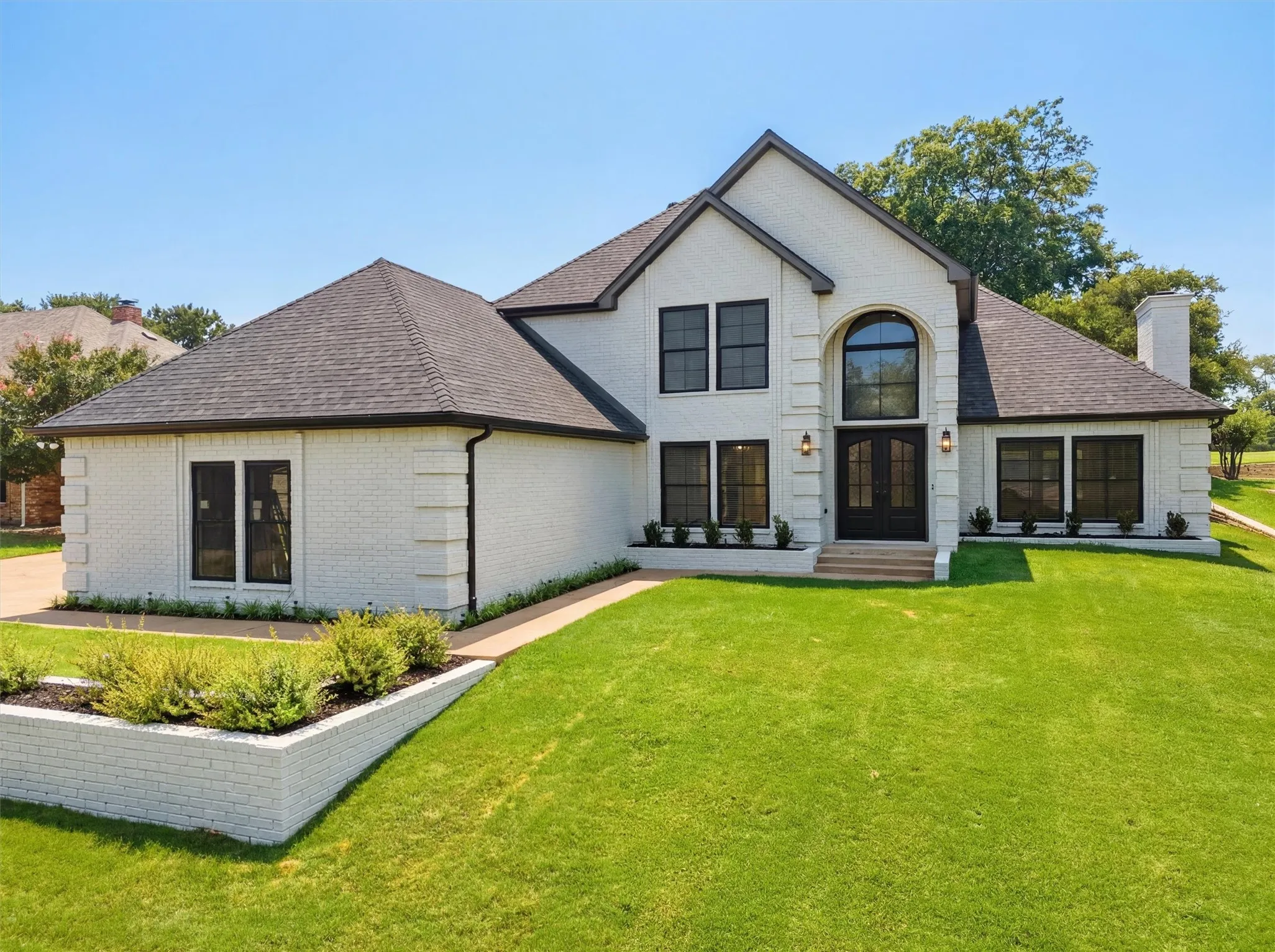 Single Family Residence For Sale in Hood County , 9121 Bontura Road, Granbury, Texas 76049, 4 Bedroom, 4 Bathroom, 3 Garage spaces, 3,000 Sqft, built in 1990, mls#21287442, Real Estate Agent in Granbury, Homes For Sale in Hood county, Homes For Sale in Granbury, Realtor in Granbury Texas, Real Estate Brokerage Independent Realty Texas, Luminita Cordes Realtor