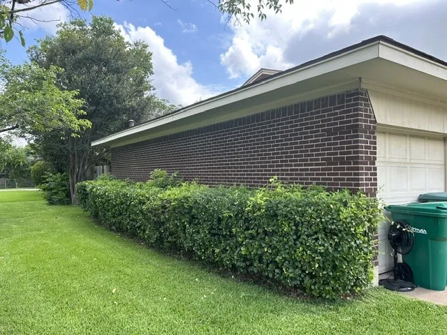 Single Family Residence For Sale in Grayson County , 1821 W Belden Street, Sherman, Texas 75092, 3 Bedroom, 2 Bathroom, 2 Garage spaces, 1,470 Sqft, built in 1962, mls#21290385, Real Estate Agent in Sherman, Homes For Sale in Grayson county, Homes For Sale in Sherman, Realtor in Sherman Texas, Real Estate Brokerage Independent Realty Texas, Luminita Cordes Realtor