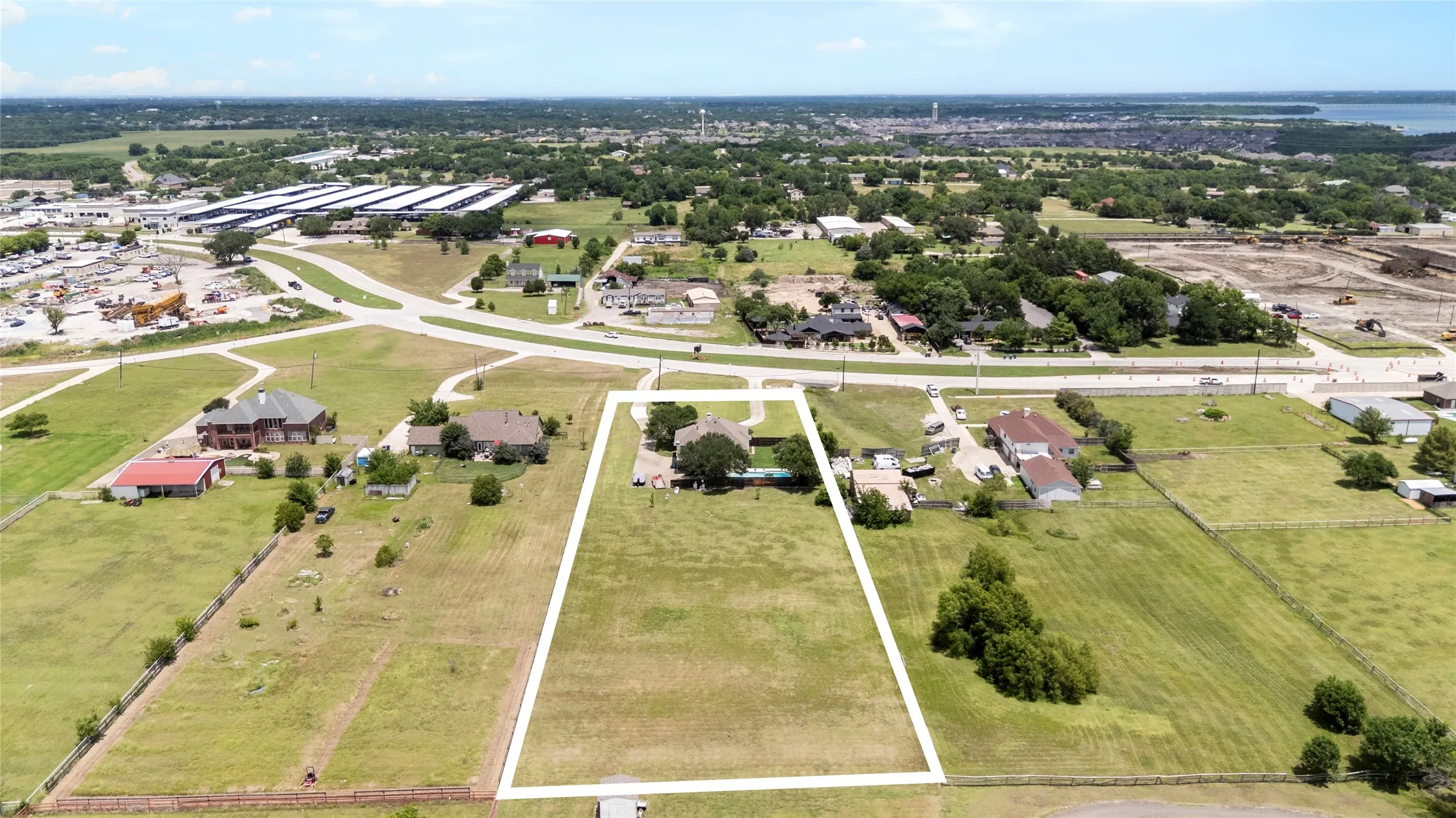 Single Family Residence For Sale in Collin County , 3625 Parker Road, St Paul, Texas 75098, 4 Bedroom, 3 Bathroom, 2 Garage spaces, 2,618 Sqft, built in 1996, mls#21287628, Real Estate Agent in St Paul, Homes For Sale in Collin county, Homes For Sale in St Paul, Realtor in St Paul Texas, Real Estate Brokerage Independent Realty Texas, Luminita Cordes Realtor