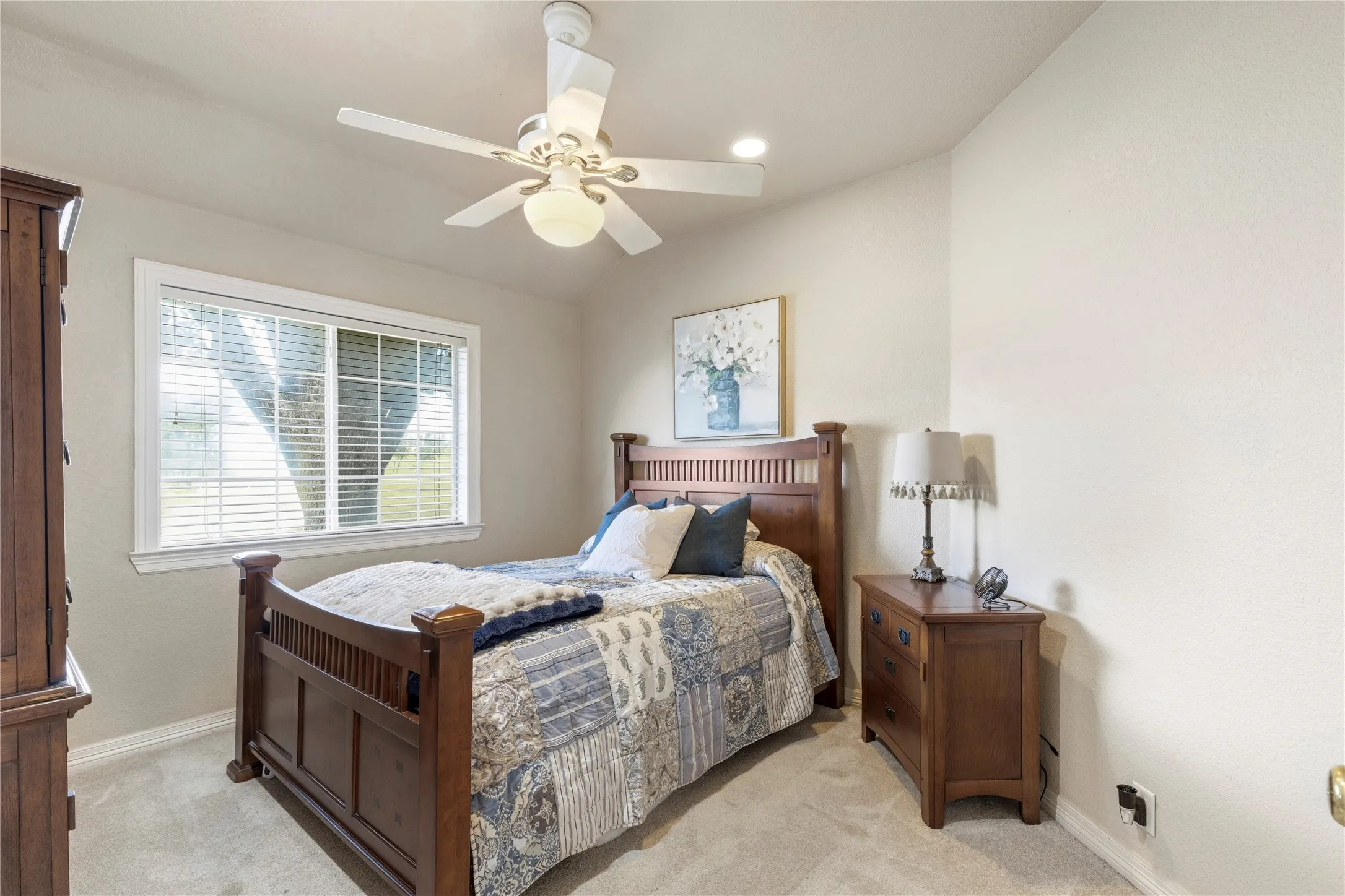 Single Family Residence For Sale in Collin County , 3625 Parker Road, St Paul, Texas 75098, 4 Bedroom, 3 Bathroom, 2 Garage spaces, 2,618 Sqft, built in 1996, mls#21287628, Real Estate Agent in St Paul, Homes For Sale in Collin county, Homes For Sale in St Paul, Realtor in St Paul Texas, Real Estate Brokerage Independent Realty Texas, Luminita Cordes Realtor