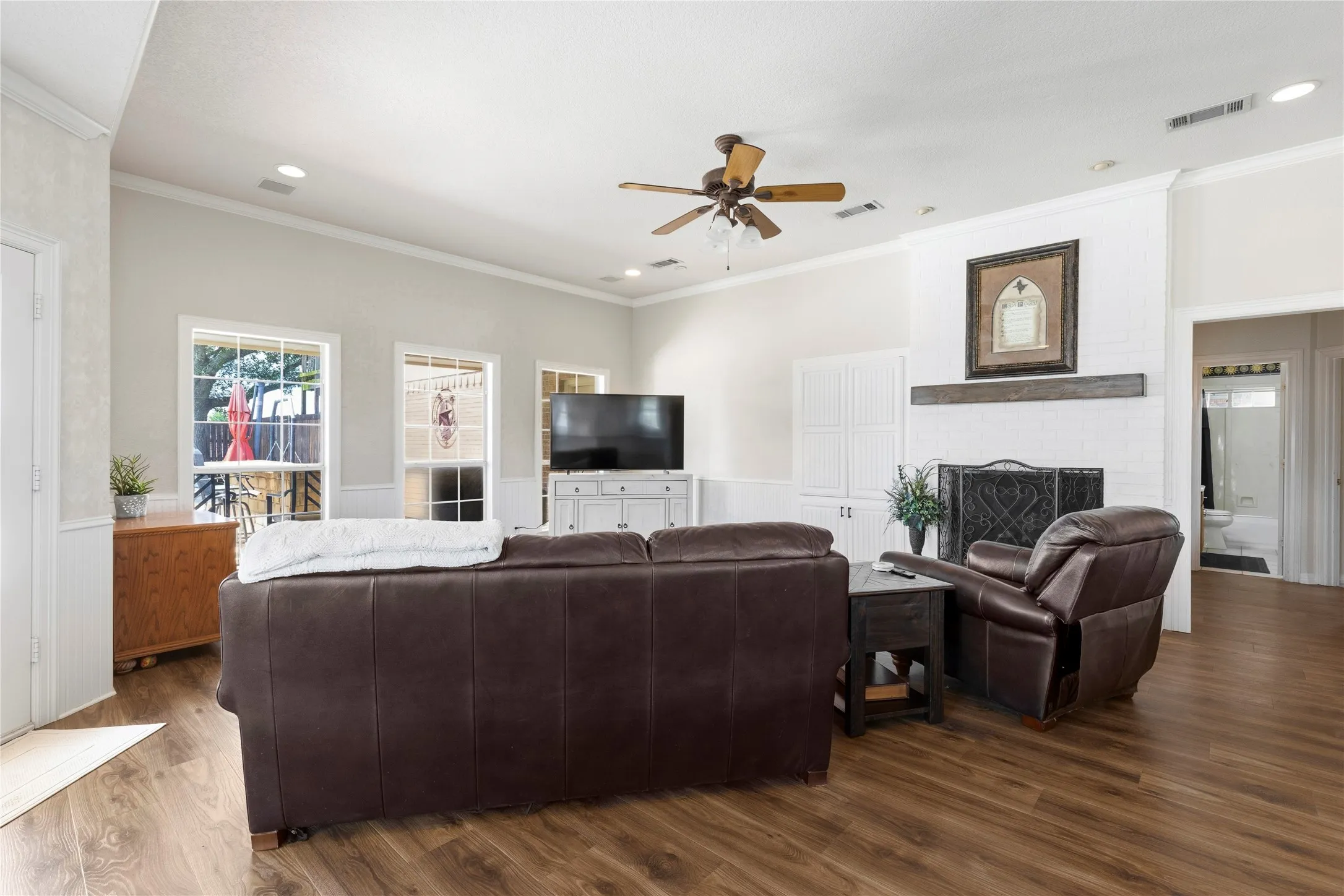 Single Family Residence For Sale in Collin County , 3625 Parker Road, St Paul, Texas 75098, 4 Bedroom, 3 Bathroom, 2 Garage spaces, 2,618 Sqft, built in 1996, mls#21287628, Real Estate Agent in St Paul, Homes For Sale in Collin county, Homes For Sale in St Paul, Realtor in St Paul Texas, Real Estate Brokerage Independent Realty Texas, Luminita Cordes Realtor