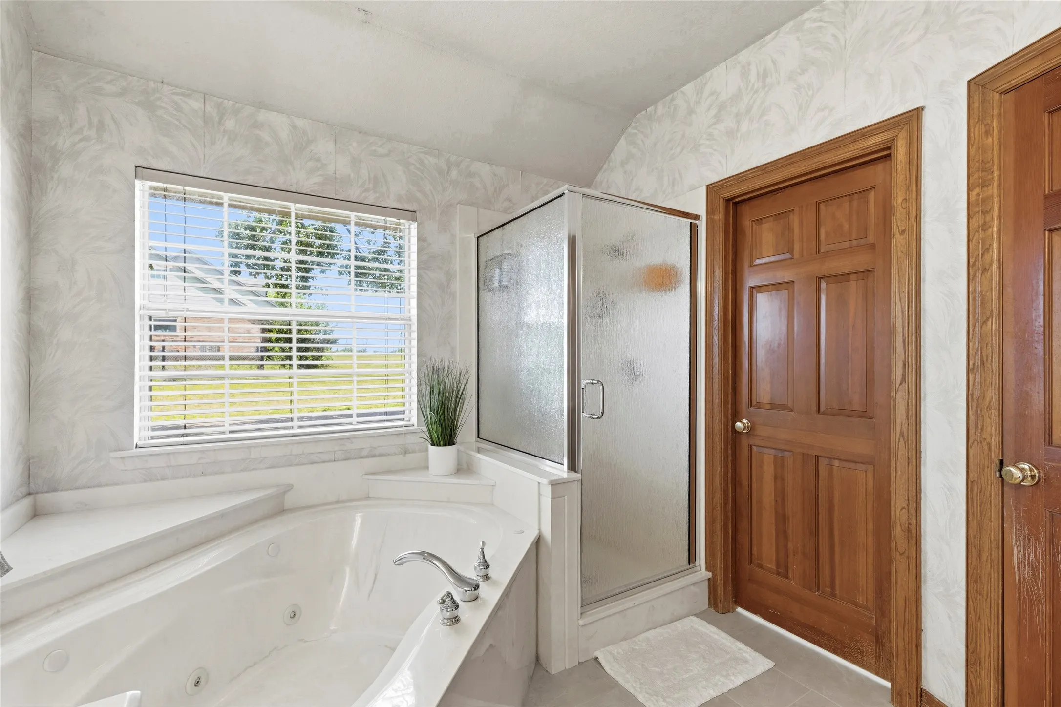 Single Family Residence For Sale in Collin County , 3625 Parker Road, St Paul, Texas 75098, 4 Bedroom, 3 Bathroom, 2 Garage spaces, 2,618 Sqft, built in 1996, mls#21287628, Real Estate Agent in St Paul, Homes For Sale in Collin county, Homes For Sale in St Paul, Realtor in St Paul Texas, Real Estate Brokerage Independent Realty Texas, Luminita Cordes Realtor
