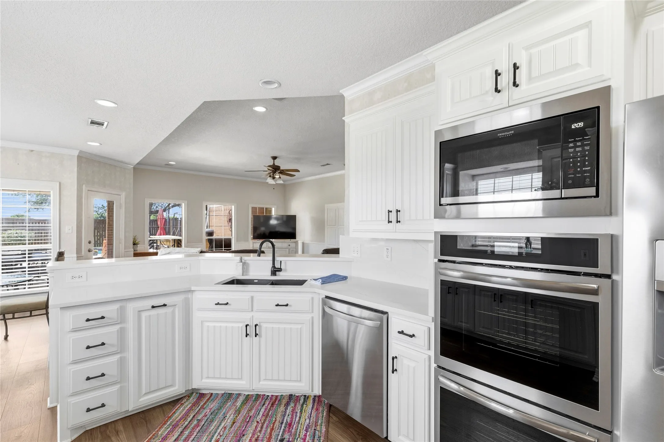 Single Family Residence For Sale in Collin County , 3625 Parker Road, St Paul, Texas 75098, 4 Bedroom, 3 Bathroom, 2 Garage spaces, 2,618 Sqft, built in 1996, mls#21287628, Real Estate Agent in St Paul, Homes For Sale in Collin county, Homes For Sale in St Paul, Realtor in St Paul Texas, Real Estate Brokerage Independent Realty Texas, Luminita Cordes Realtor