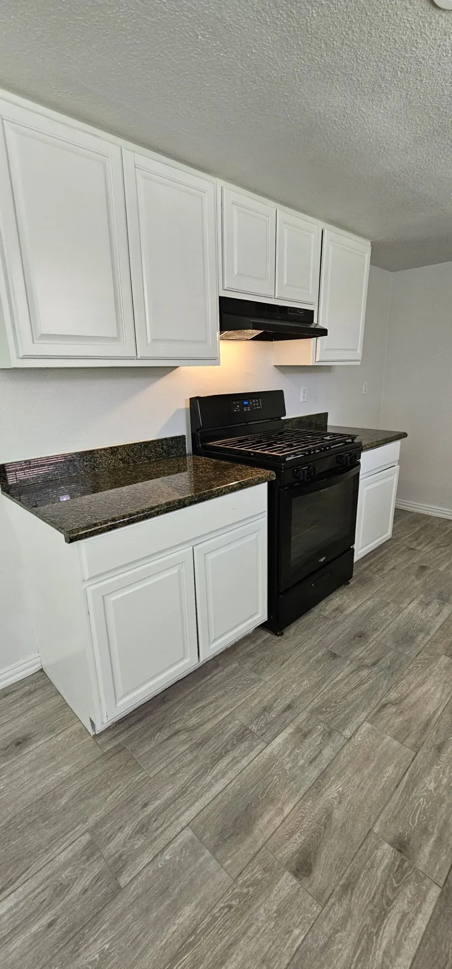 Single Family Residence For Rent in Dallas County , 1204 Laurie Avenue, De Soto, Texas 75115, 4 Bedroom, 2 Bathroom, 2 Garage spaces, 2,104 Sqft, built in 1973, mls#21290403, Real Estate Agent in De Soto, Homes For Rent in Dallas county, Homes For Rent in De Soto, Realtor in De Soto Texas, Real Estate Brokerage Independent Realty Texas, Luminita Cordes Realtor