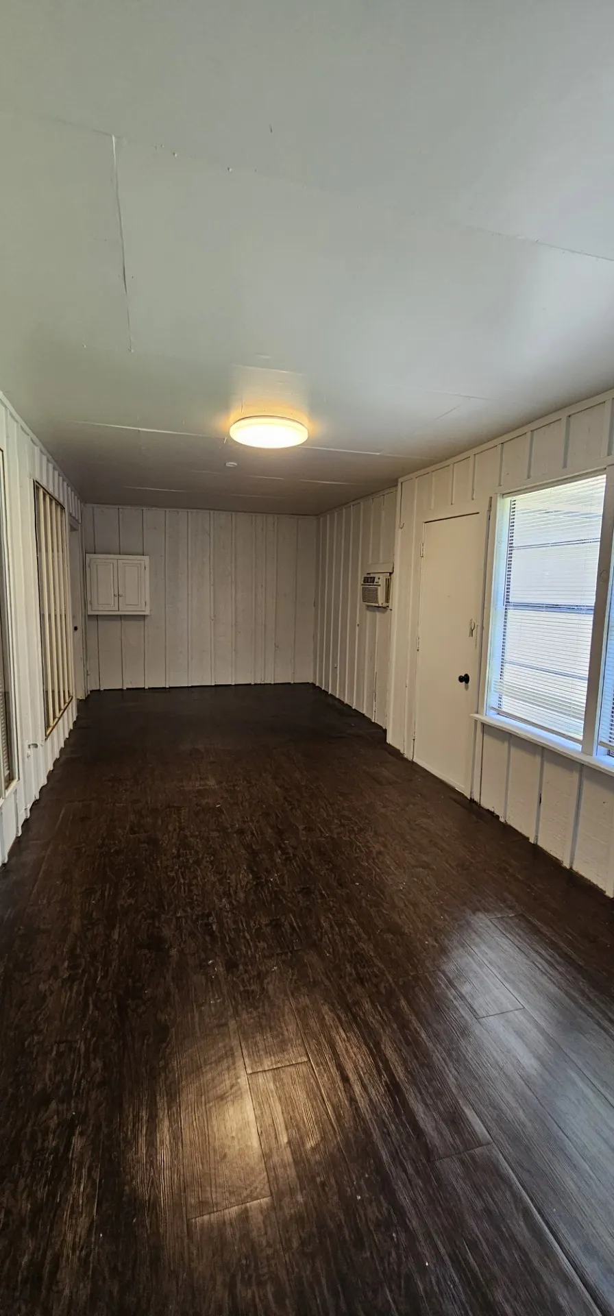 Single Family Residence For Rent in Dallas County , 1204 Laurie Avenue, De Soto, Texas 75115, 4 Bedroom, 2 Bathroom, 2 Garage spaces, 2,104 Sqft, built in 1973, mls#21290403, Real Estate Agent in De Soto, Homes For Rent in Dallas county, Homes For Rent in De Soto, Realtor in De Soto Texas, Real Estate Brokerage Independent Realty Texas, Luminita Cordes Realtor
