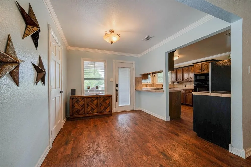 Single Family Residence For Sale in Upshur County , 1936 B Silver Maple Road, Big Sandy, Texas 75755, 3 Bedroom, 2 Bathroom, Garage spaces, 2,155 Sqft, built in 1986, mls#21290296, Real Estate Agent in Big Sandy, Homes For Sale in Upshur county, Homes For Sale in Big Sandy, Realtor in Big Sandy Texas, Real Estate Brokerage Independent Realty Texas, Luminita Cordes Realtor