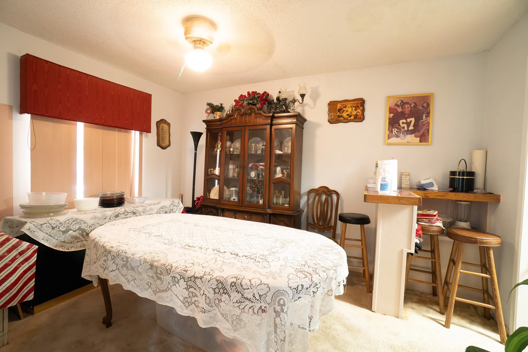 Single Family Residence For Sale in Dallas County , 10311 Cradlerock Drive, Dallas, Texas 75217, 3 Bedroom, 2 Bathroom, 1 Garage spaces, 1,630 Sqft, built in 1972, mls#21290407, Real Estate Agent in Dallas, Homes For Sale in Dallas county, Homes For Sale in Dallas, Realtor in Dallas Texas, Real Estate Brokerage Independent Realty Texas, Luminita Cordes Realtor