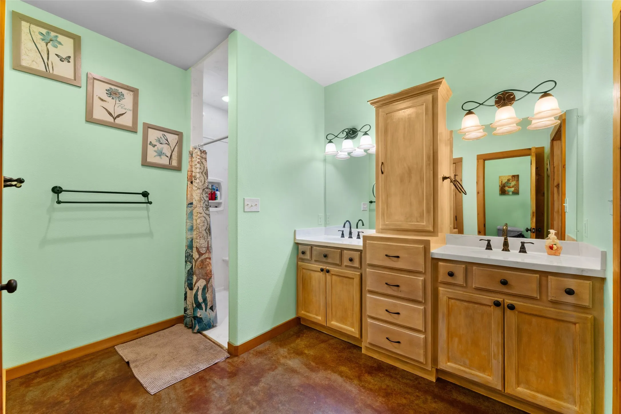 Primary ensuite