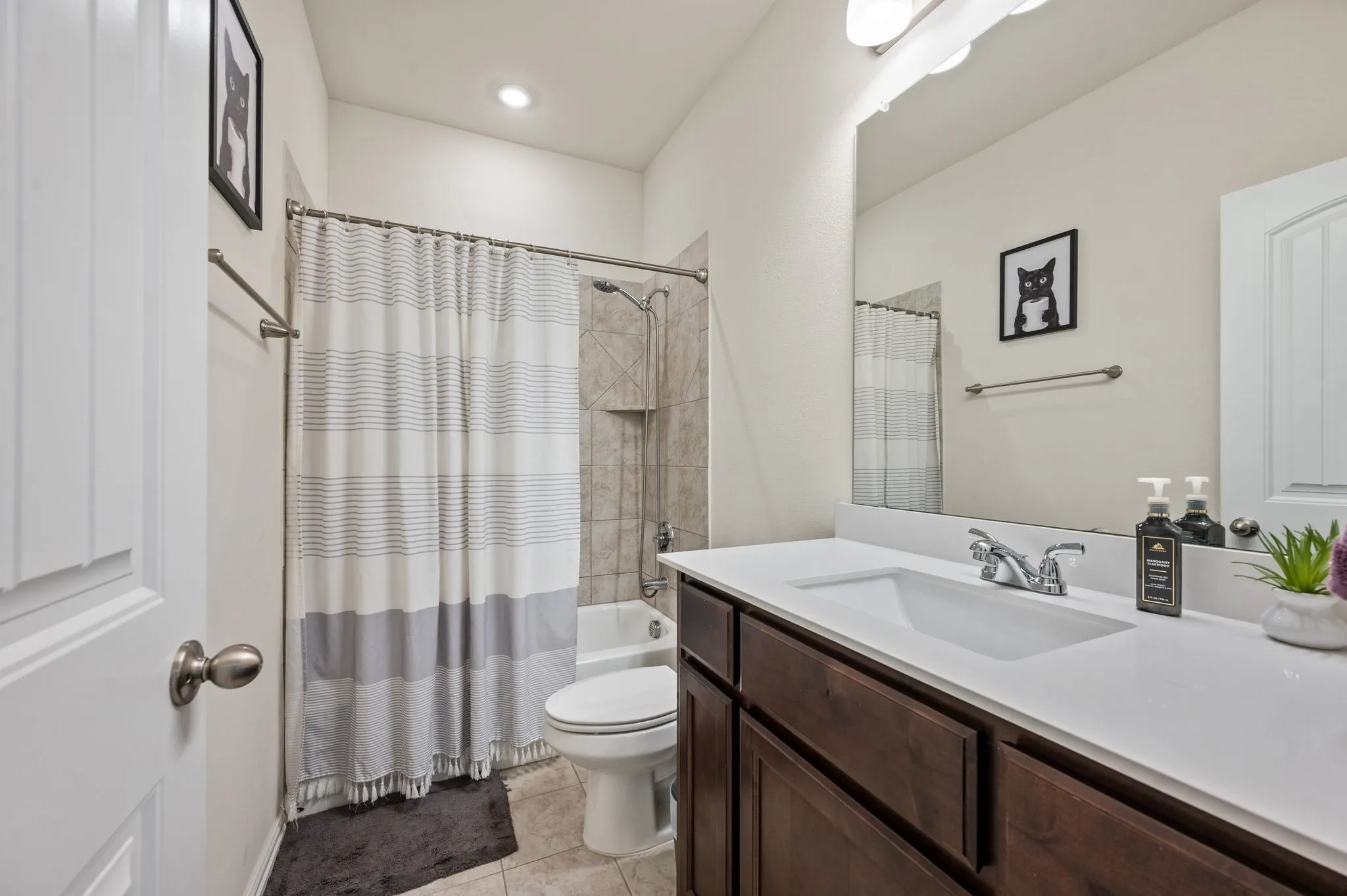 Single Family Residence For Sale in Wise County , 120 Croft Court, Decatur, Texas 76234, 4 Bedroom, 3 Bathroom, 2 Garage spaces, 2,229 Sqft, built in 2022, mls#21290423, Real Estate Agent in Decatur, Homes For Sale in Wise county, Homes For Sale in Decatur, Realtor in Decatur Texas, Real Estate Brokerage Independent Realty Texas, Luminita Cordes Realtor