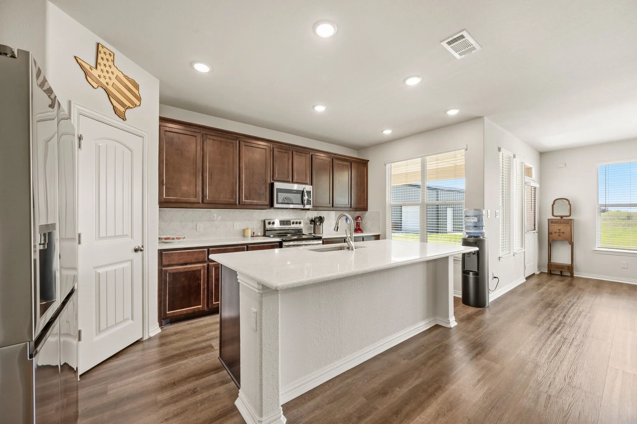 Single Family Residence For Sale in Wise County , 120 Croft Court, Decatur, Texas 76234, 4 Bedroom, 3 Bathroom, 2 Garage spaces, 2,229 Sqft, built in 2022, mls#21290423, Real Estate Agent in Decatur, Homes For Sale in Wise county, Homes For Sale in Decatur, Realtor in Decatur Texas, Real Estate Brokerage Independent Realty Texas, Luminita Cordes Realtor