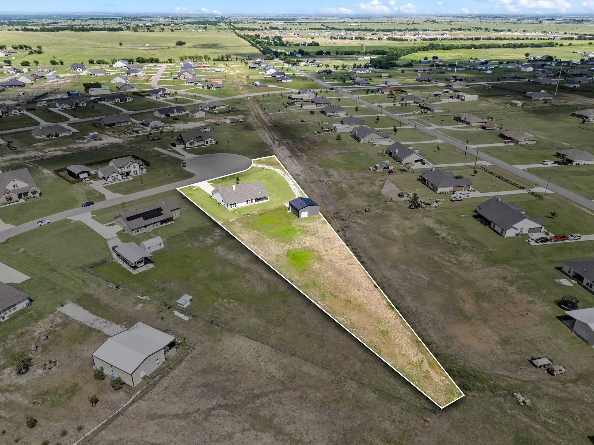 Single Family Residence For Sale in Wise County , 120 Croft Court, Decatur, Texas 76234, 4 Bedroom, 3 Bathroom, 2 Garage spaces, 2,229 Sqft, built in 2022, mls#21290423, Real Estate Agent in Decatur, Homes For Sale in Wise county, Homes For Sale in Decatur, Realtor in Decatur Texas, Real Estate Brokerage Independent Realty Texas, Luminita Cordes Realtor