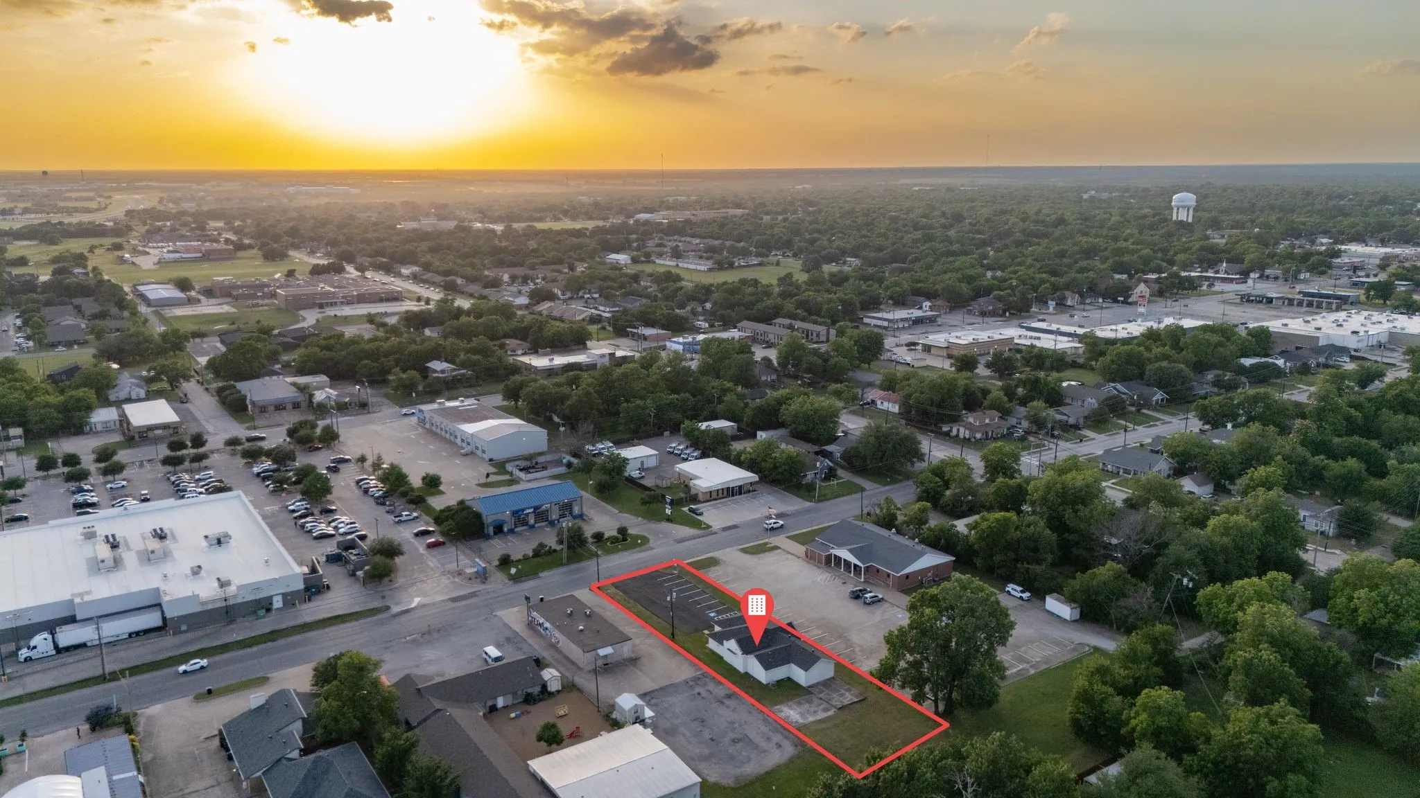 Business For Sale in Hunt County , 4527 Stonewall Street, Greenville, Texas 75401, 0, 0, Garage spaces, 0 Sqft, built in 1970, Price $419,500, mls#21273730, Real Estate Agent in Greenville, Homes For Sale in Hunt county, Homes For Sale in Greenville, Realtor in Greenville Texas, Real Estate Brokerage Independent Realty Texas, Luminita Cordes Realtor