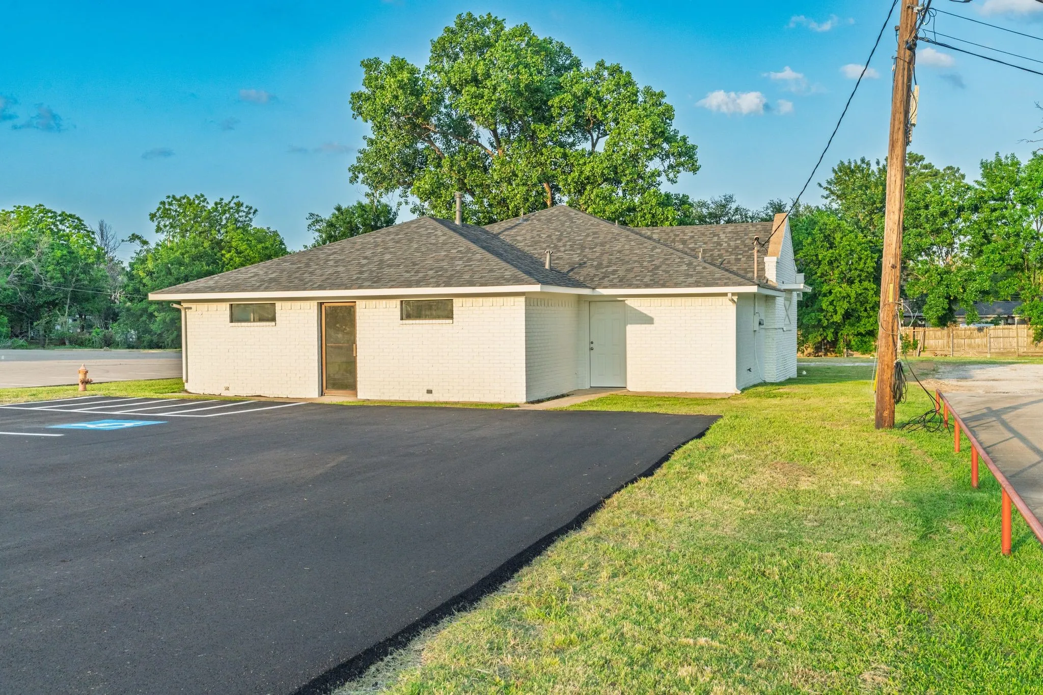 Business For Sale in Hunt County , 4527 Stonewall Street, Greenville, Texas 75401, 0, 0, Garage spaces, 0 Sqft, built in 1970, Price $419,500, mls#21273730, Real Estate Agent in Greenville, Homes For Sale in Hunt county, Homes For Sale in Greenville, Realtor in Greenville Texas, Real Estate Brokerage Independent Realty Texas, Luminita Cordes Realtor