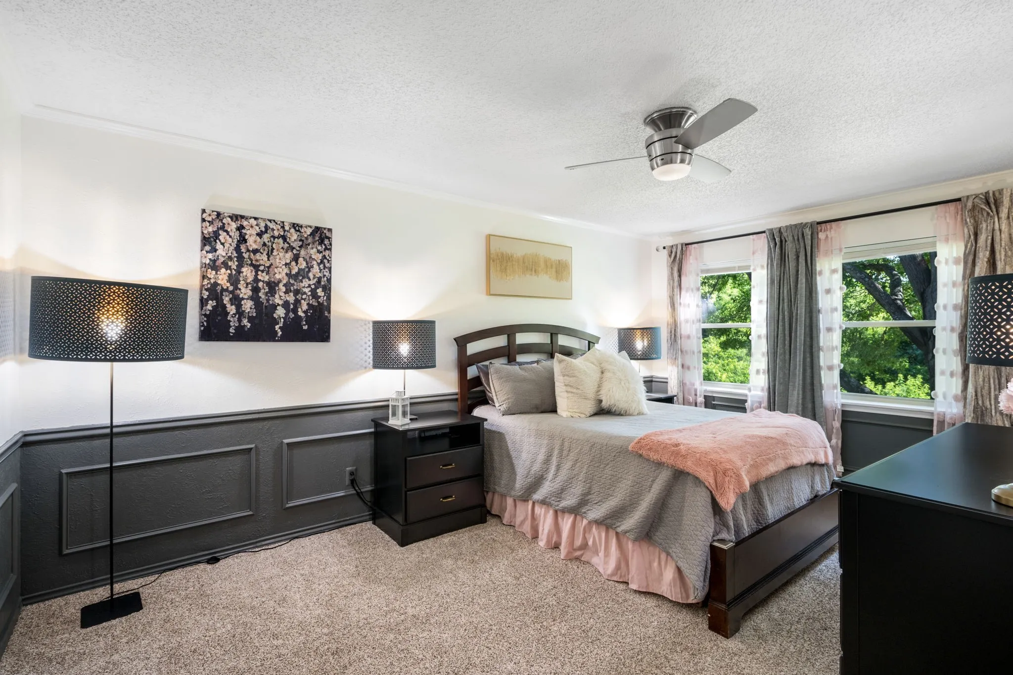 Single Family Residence For Sale in Dallas County , 4822 Rollingwood Court, Garland, Texas 75043, 2 Bedroom, 3 Bathroom, Garage spaces, 1,626 Sqft, built in 1973, mls#21289550, Real Estate Agent in Garland, Homes For Sale in Dallas county, Homes For Sale in Garland, Realtor in Garland Texas, Real Estate Brokerage Independent Realty Texas, Luminita Cordes Realtor
