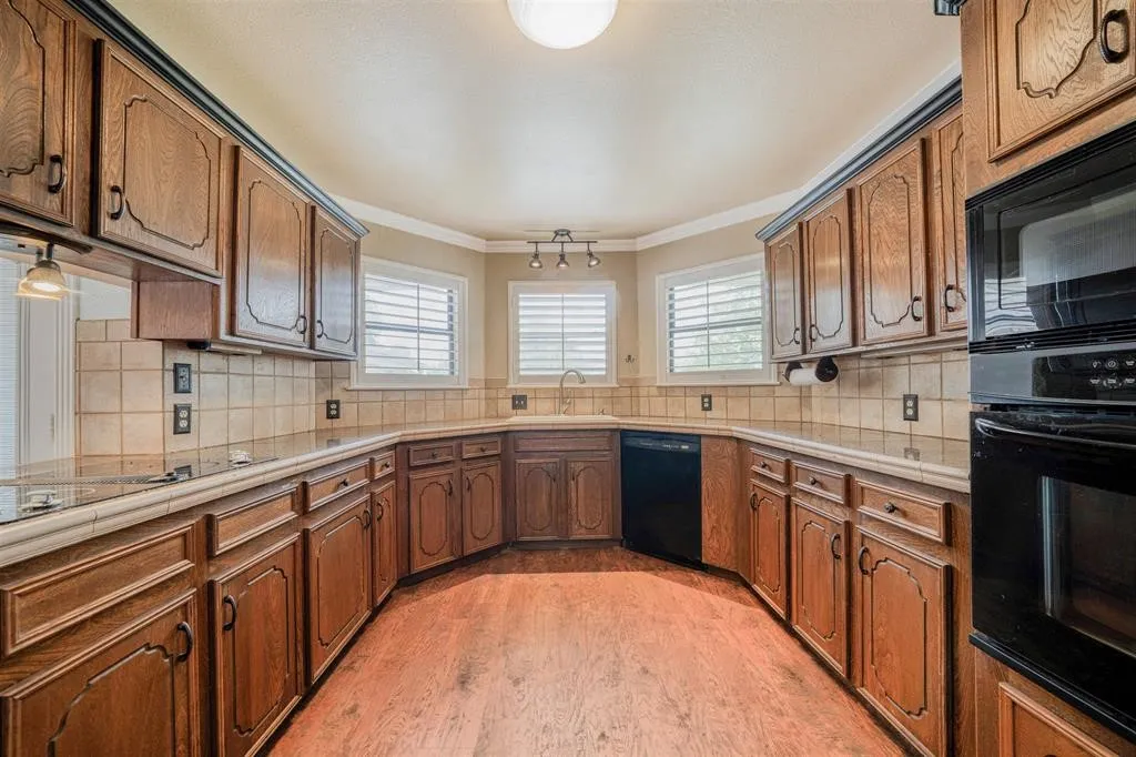 Single Family Residence For Sale in Upshur County , 1936 A Silver Maple Road, Big Sandy, Texas 75755, 3 Bedroom, 2 Bathroom, Garage spaces, 2,155 Sqft, built in 1986, mls#21290449, Real Estate Agent in Big Sandy, Homes For Sale in Upshur county, Homes For Sale in Big Sandy, Realtor in Big Sandy Texas, Real Estate Brokerage Independent Realty Texas, Luminita Cordes Realtor