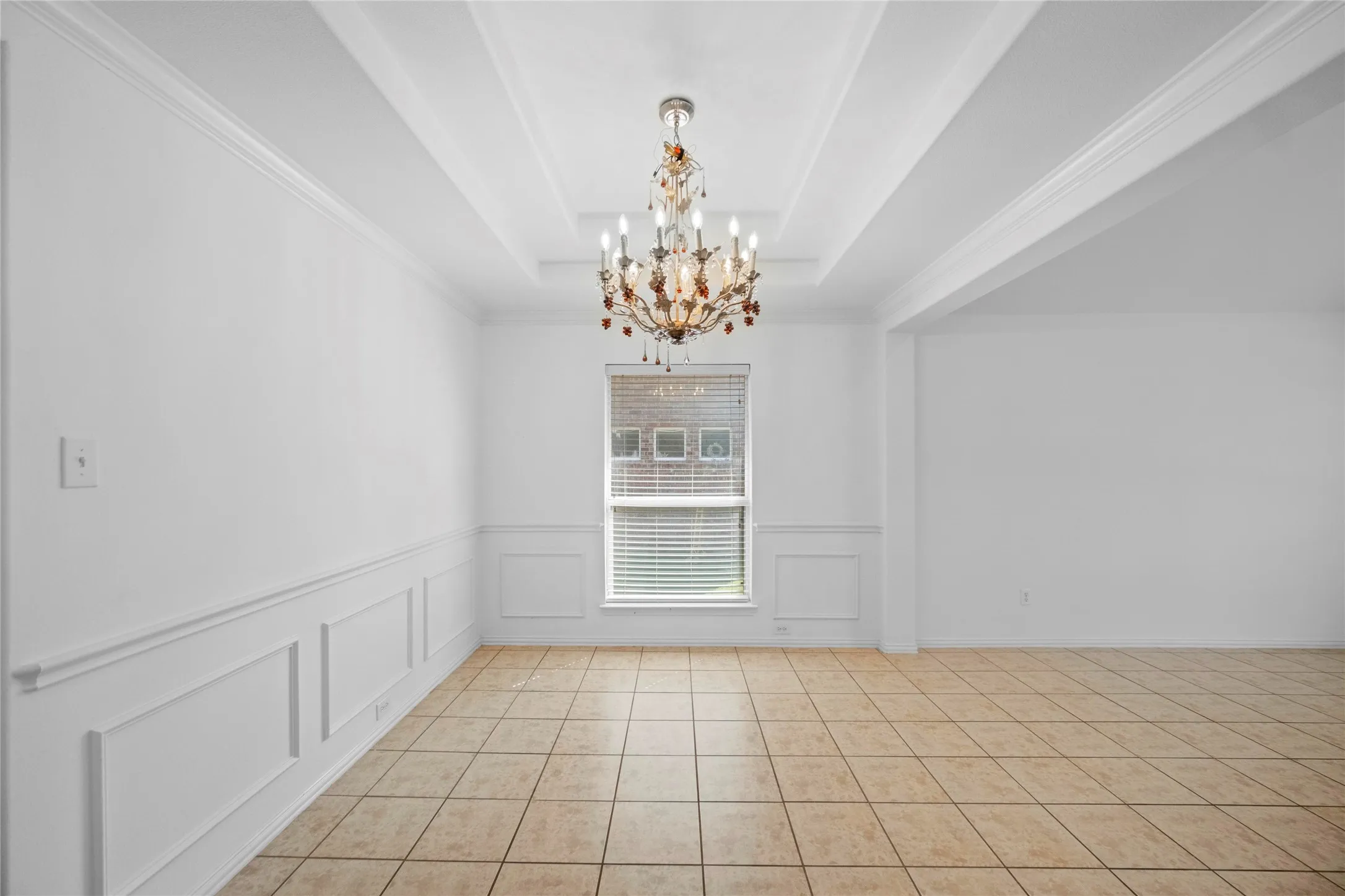 Single Family Residence For Sale in Denton County , 2832 Appaloosa Court, Little Elm, Texas 75068, 4 Bedroom, 2 Bathroom, 2 Garage spaces, 2,166 Sqft, built in 2007, mls#21284024, Real Estate Agent in Little Elm, Homes For Sale in Denton county, Homes For Sale in Little Elm, Realtor in Little Elm Texas, Real Estate Brokerage Independent Realty Texas, Luminita Cordes Realtor
