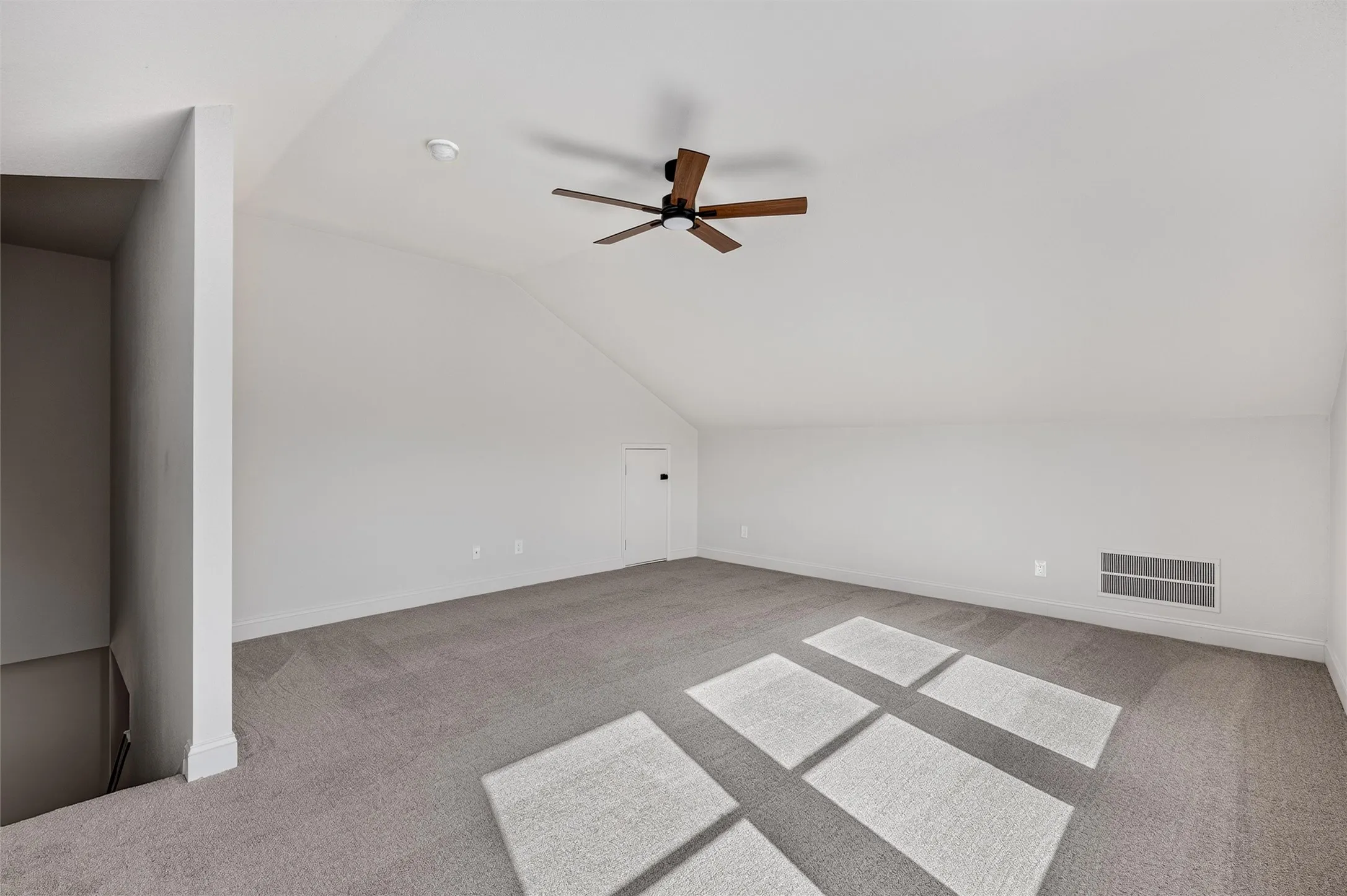 Single Family Residence For Sale in Collin County , 605 Terrace View Drive, Mc Kinney, Texas 75071, 4 Bedroom, 2 Bathroom, 2 Garage spaces, 2,424 Sqft, built in 2004, mls#21281471, Real Estate Agent in Mc Kinney, Homes For Sale in Collin county, Homes For Sale in Mc Kinney, Realtor in Mc Kinney Texas, Real Estate Brokerage Independent Realty Texas, Luminita Cordes Realtor