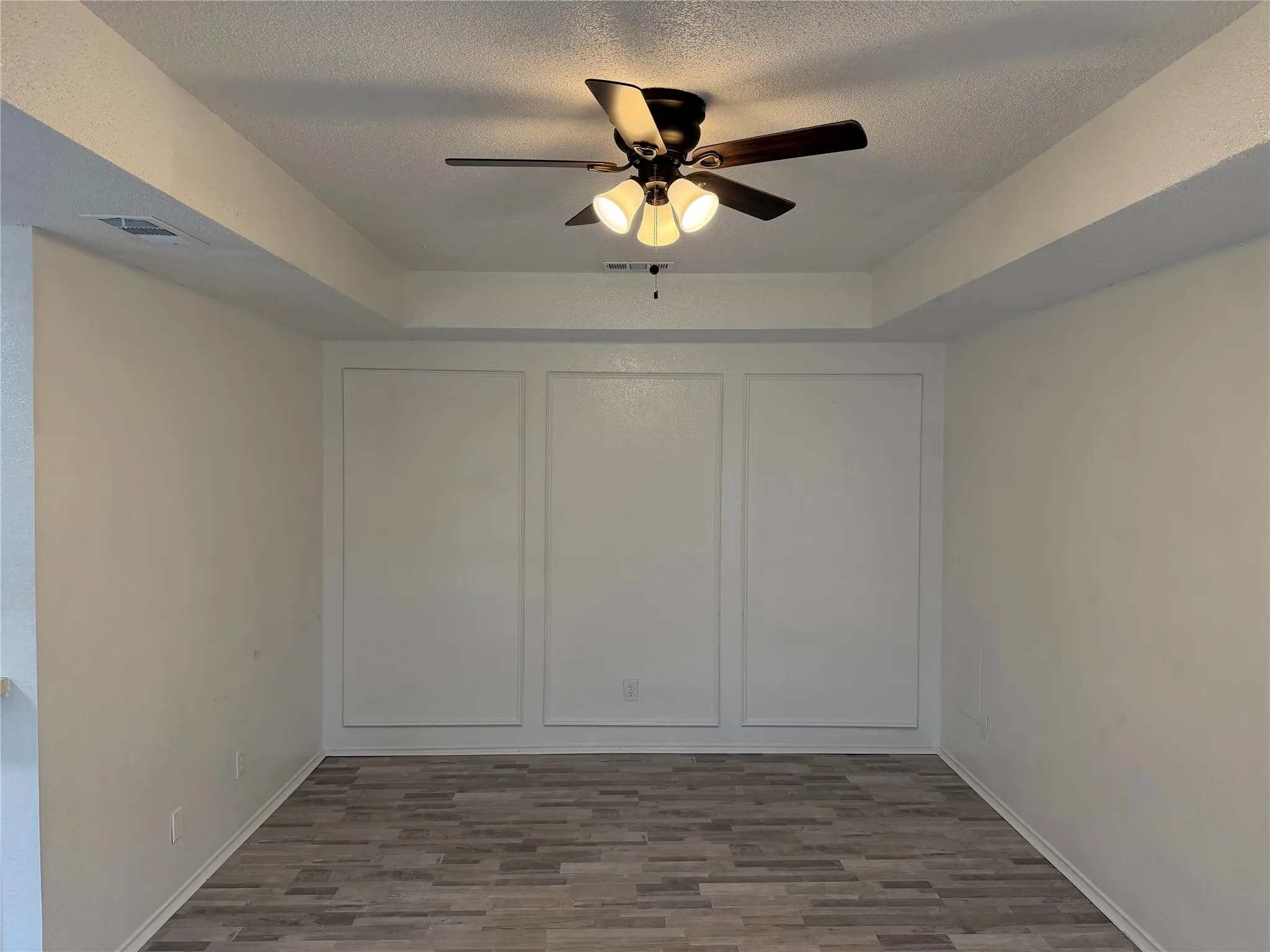 Duplex For Rent in Tarrant County , 4621 Sausalito Drive, Arlington, Texas 76016, 2 Bedrooms, 2 Bathrooms, Garage spaces, 1,040 Sqft, built in 1985, Price $1,625, mls#21283077, Real Estate Agent in Arlington, Homes For Rent in Tarrant county, Homes For Rent in Arlington, Realtor in Arlington Texas, Real Estate Brokerage Independent Realty Texas, Luminita Cordes Realtor