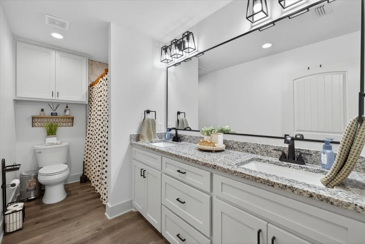Single Family Residence For Sale in Young County , 340 Rosser Ranch Road, Graham, Texas 76450, 3 Bedroom, 2 Bathroom, Garage spaces, 1,920 Sqft, built in 2021, mls#21290535, Real Estate Agent in Graham, Homes For Sale in Young county, Homes For Sale in Graham, Realtor in Graham Texas, Real Estate Brokerage Independent Realty Texas, Luminita Cordes Realtor