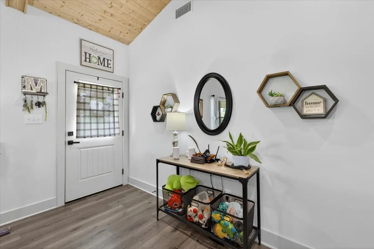 Single Family Residence For Sale in Young County , 340 Rosser Ranch Road, Graham, Texas 76450, 3 Bedroom, 2 Bathroom, Garage spaces, 1,920 Sqft, built in 2021, mls#21290535, Real Estate Agent in Graham, Homes For Sale in Young county, Homes For Sale in Graham, Realtor in Graham Texas, Real Estate Brokerage Independent Realty Texas, Luminita Cordes Realtor