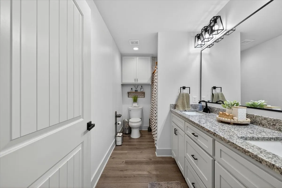 Single Family Residence For Sale in Young County , 340 Rosser Ranch Road, Graham, Texas 76450, 3 Bedroom, 2 Bathroom, Garage spaces, 1,920 Sqft, built in 2021, mls#21290535, Real Estate Agent in Graham, Homes For Sale in Young county, Homes For Sale in Graham, Realtor in Graham Texas, Real Estate Brokerage Independent Realty Texas, Luminita Cordes Realtor