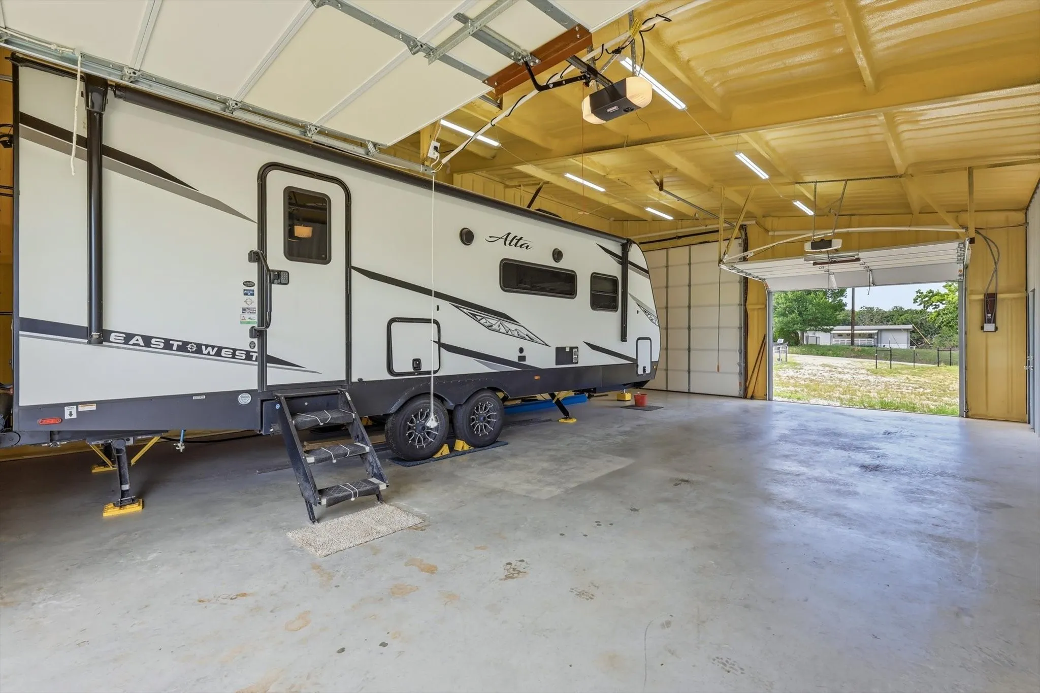 Improved Land For Sale in Wise County , 579 County Road 4599, Boyd, Texas 76023, 0, 0, Garage spaces, 0 Sqft, built in 2023, Price $449,999, mls#21290539, Real Estate Agent in Boyd, Homes For Sale in Wise county, Homes For Sale in Boyd, Realtor in Boyd Texas, Real Estate Brokerage Independent Realty Texas, Luminita Cordes Realtor